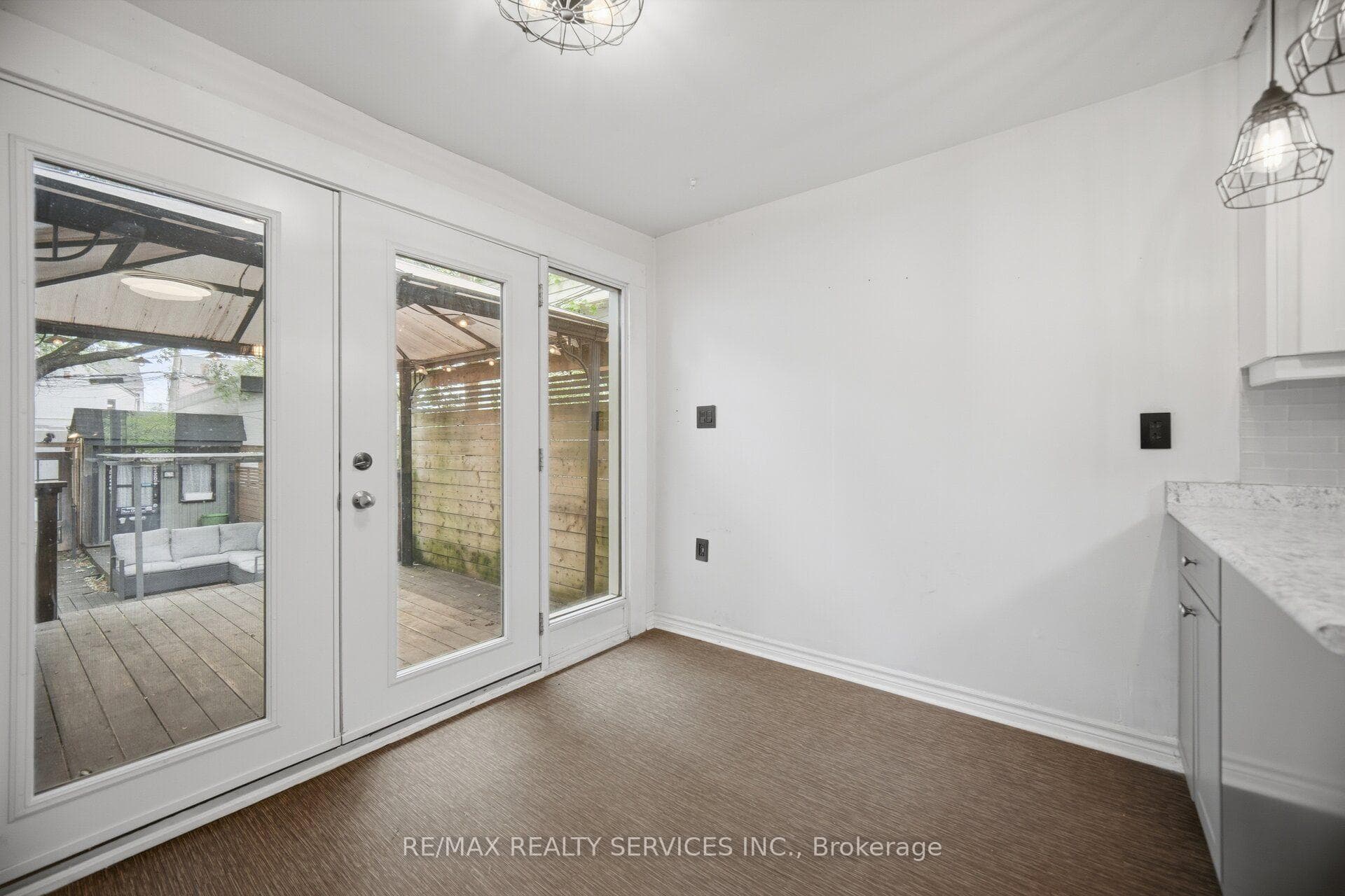 55 Morse Street photo 16