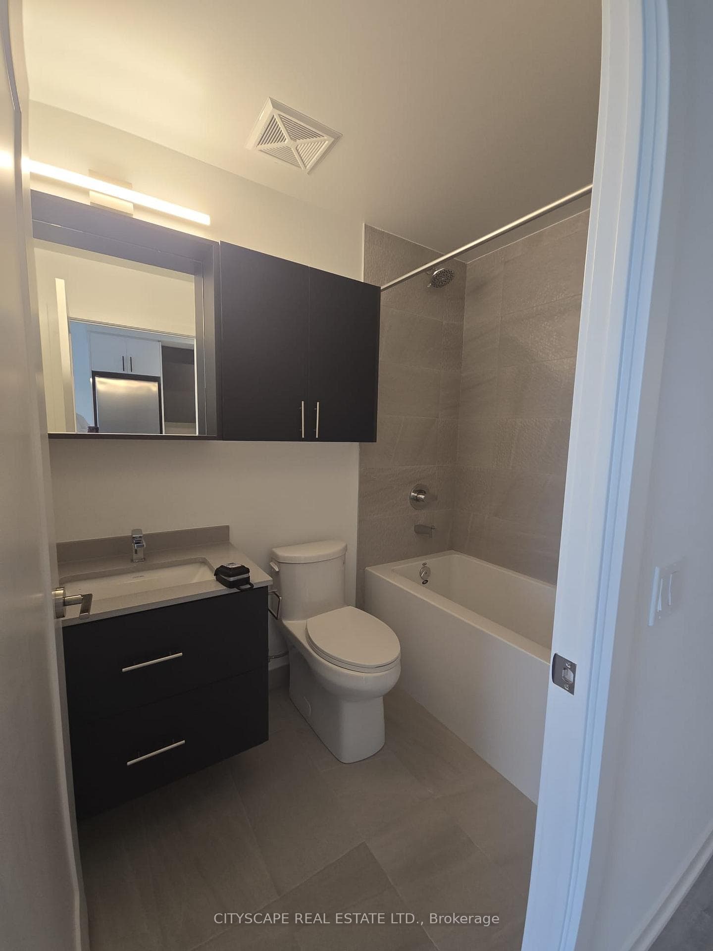 5105 Hurontario Street Unit 3210 photo 15