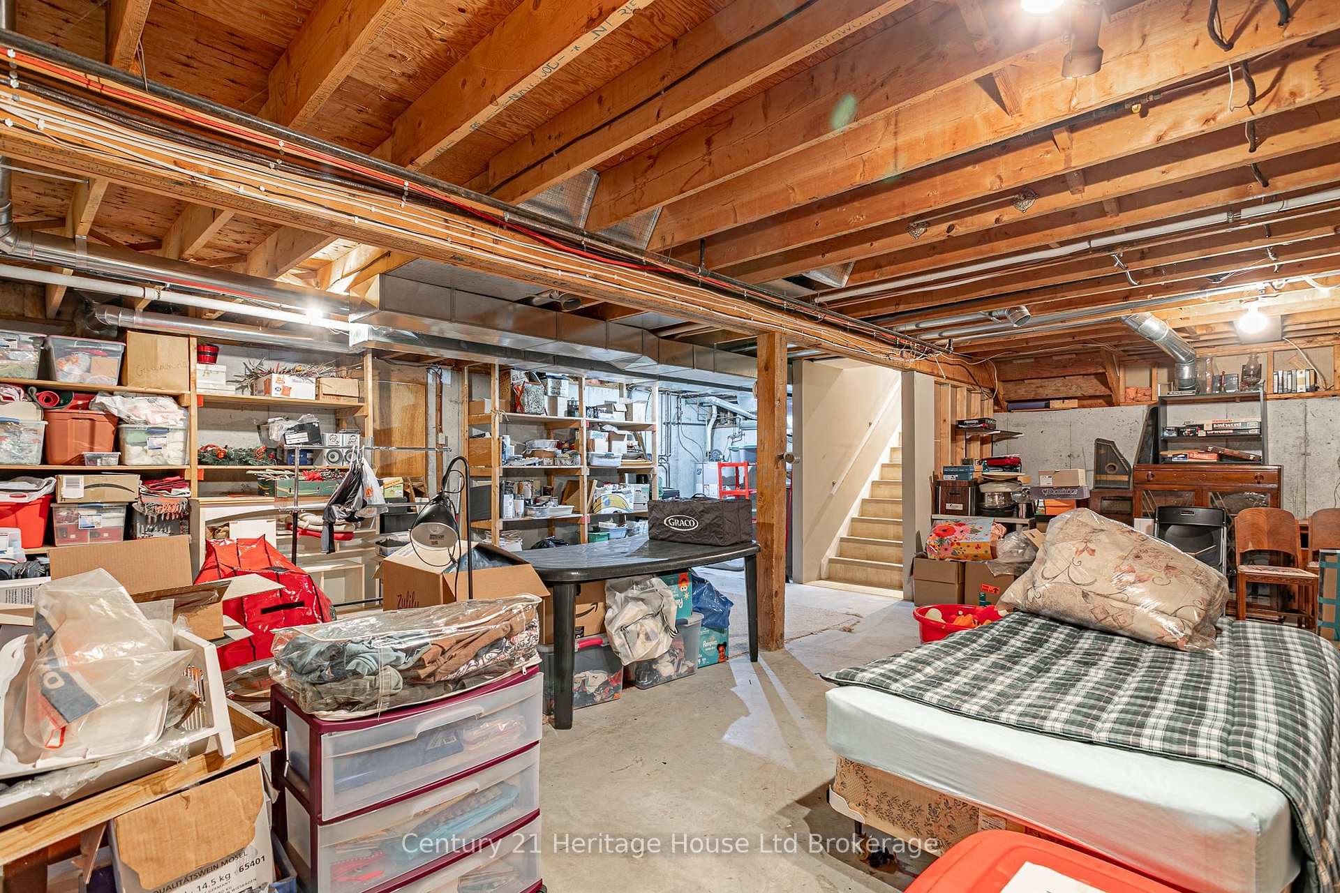 6 Millard Street photo 26