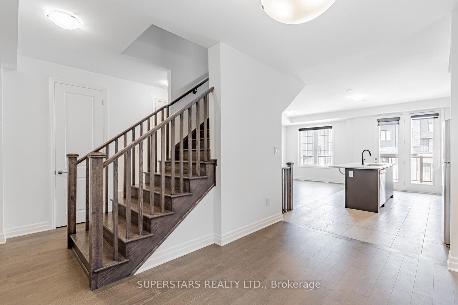 19 Avani Avenue photo 18