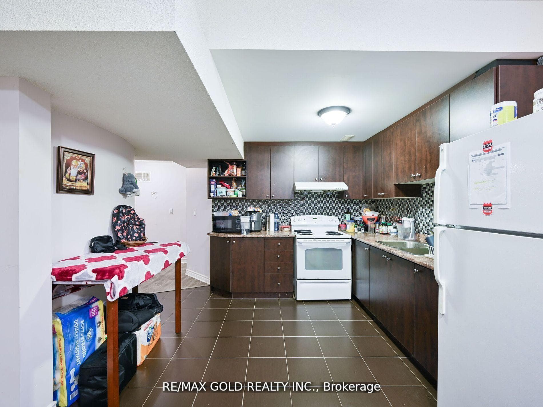 25 Maverick Crescent photo 32