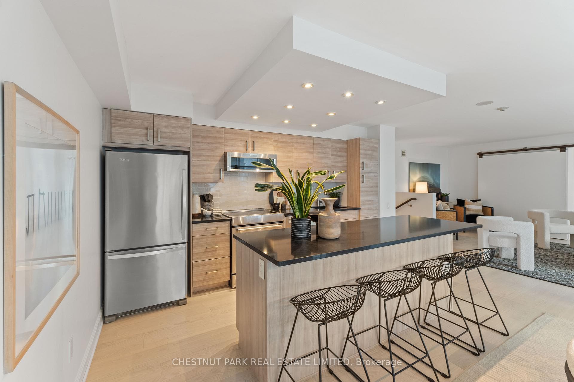 2181 Yonge Street Unit 311 photo 7