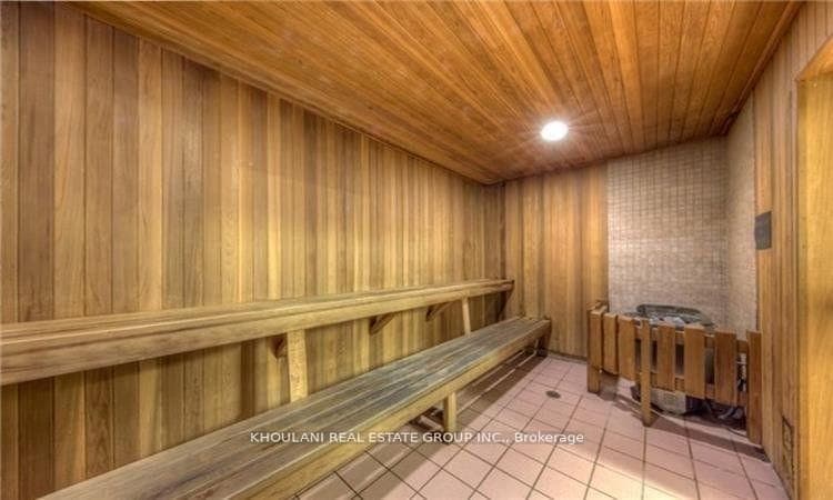 280 Simcoe Street Unit 709 photo 39
