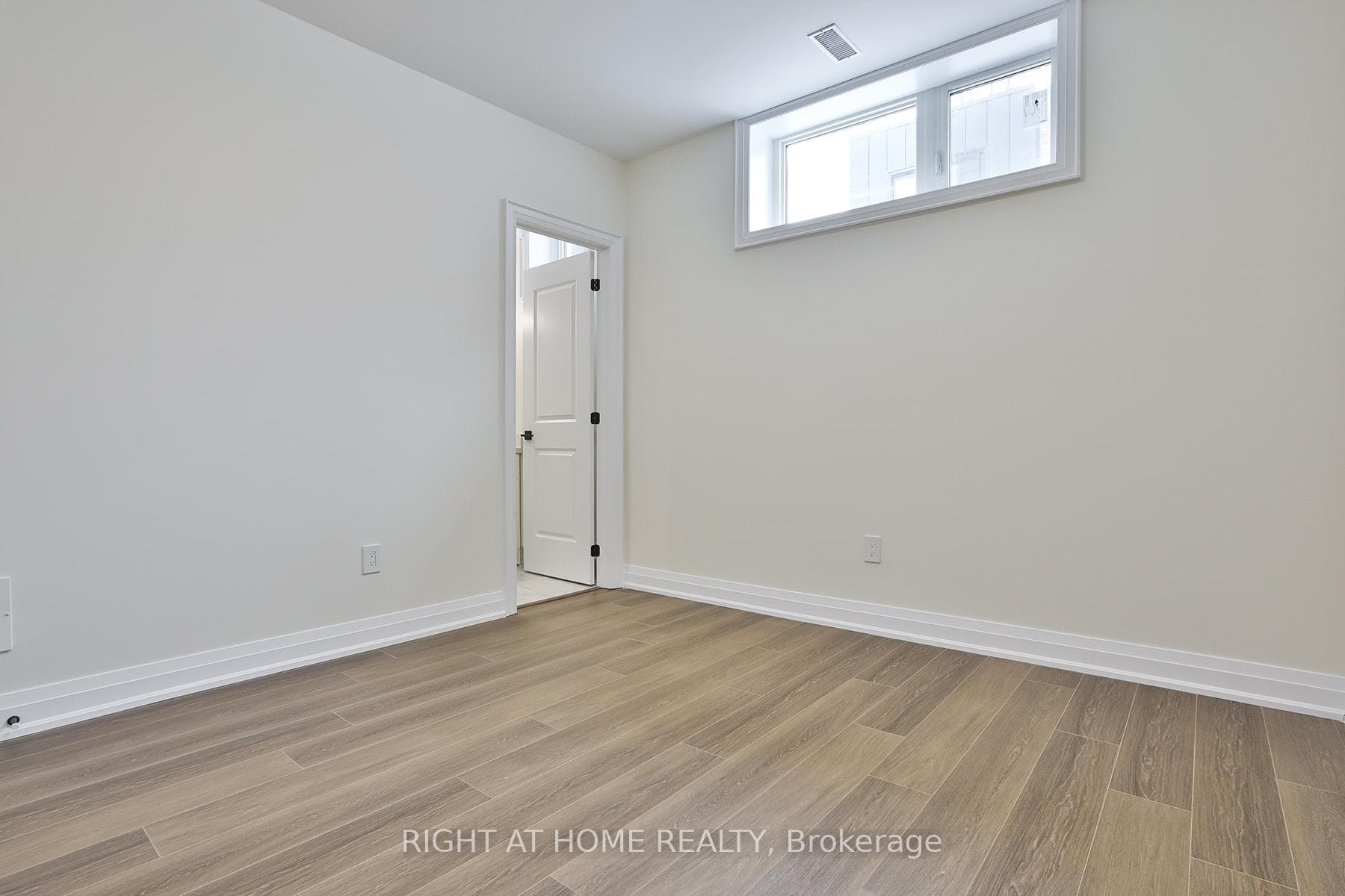 39 Fifteenth Street Unit 2 photo 9