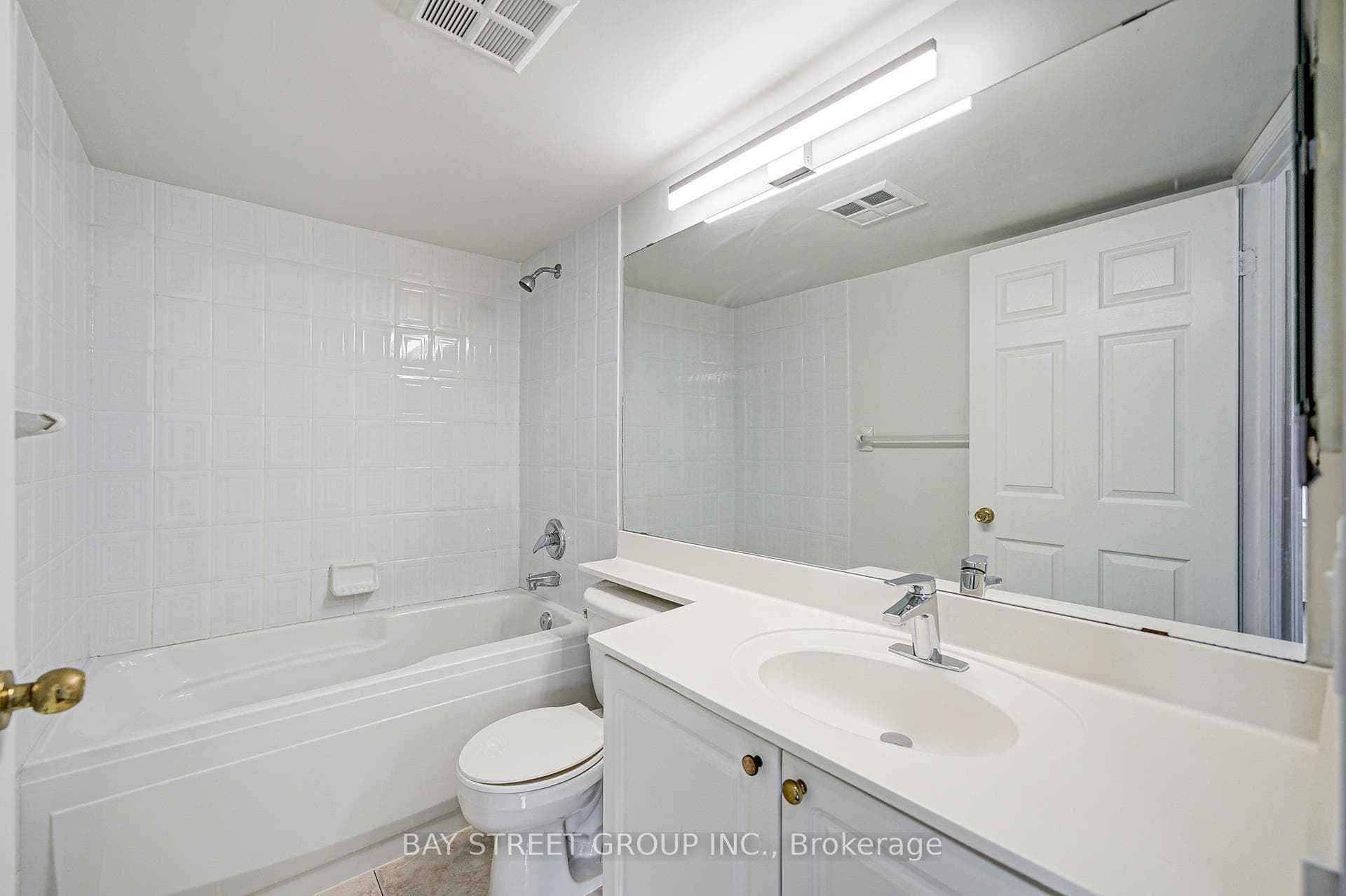 33 Empress Avenue Unit 2107 photo 18
