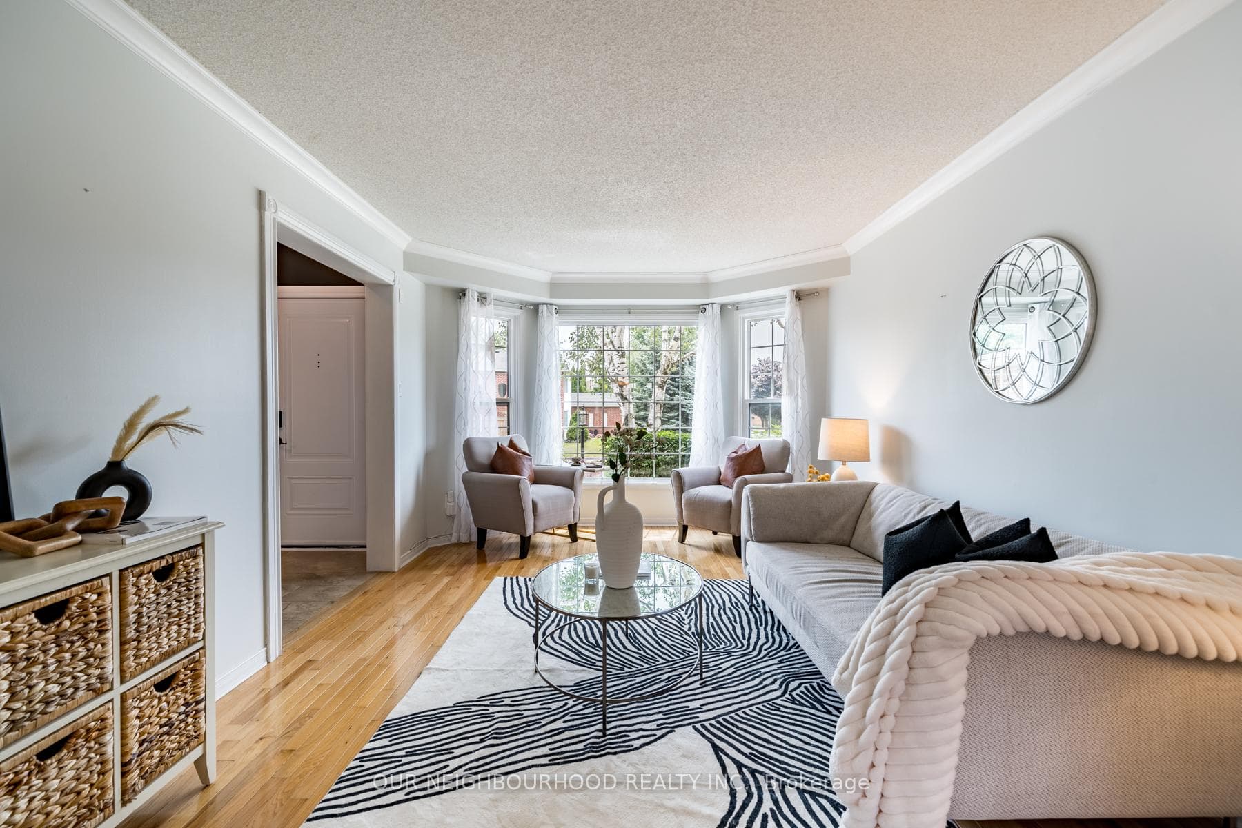 73 Fifewood Crescent photo 8