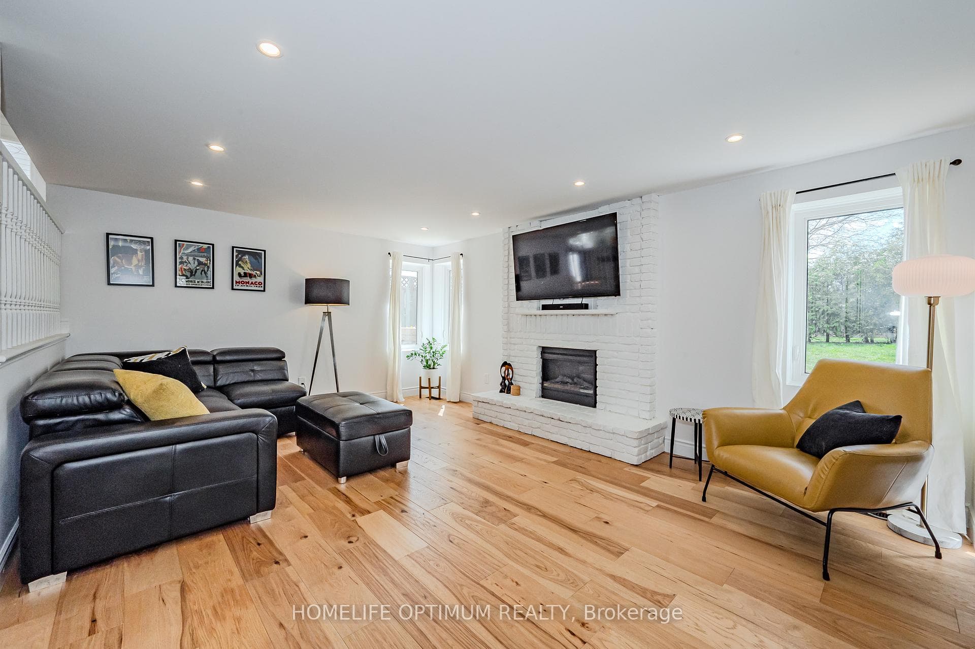 30 Burton Road photo 17