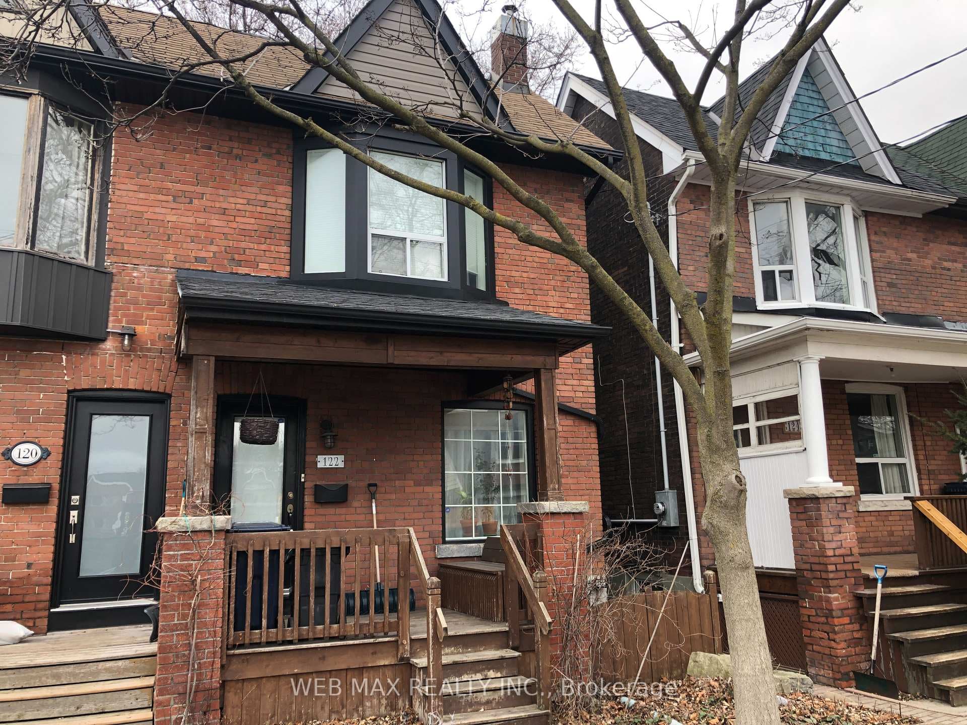 122 Booth Avenue photo 1