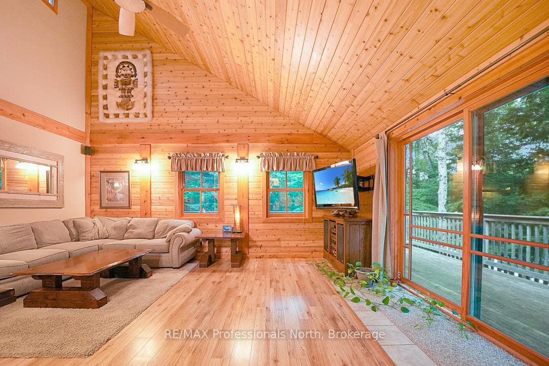 2272 Minnicock Lake Road photo 20