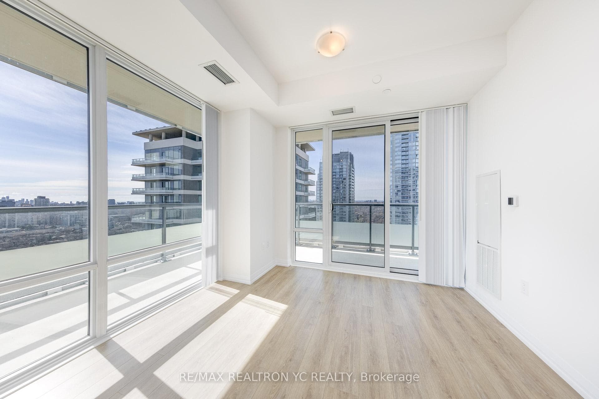 50 Dunfield Avenue Unit 2613 photo 7