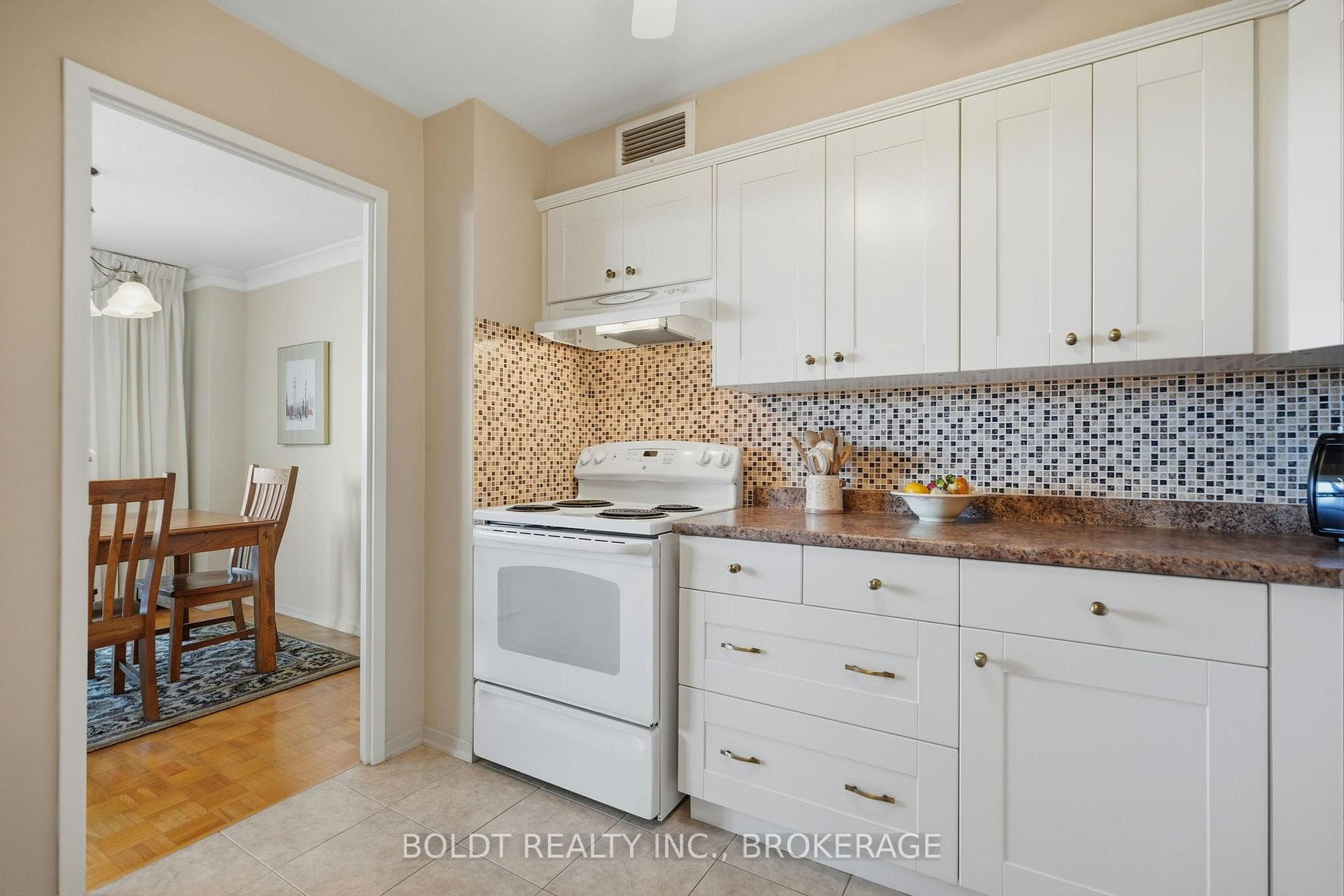 15 Towering Heights Boulevard Unit 504 photo 21