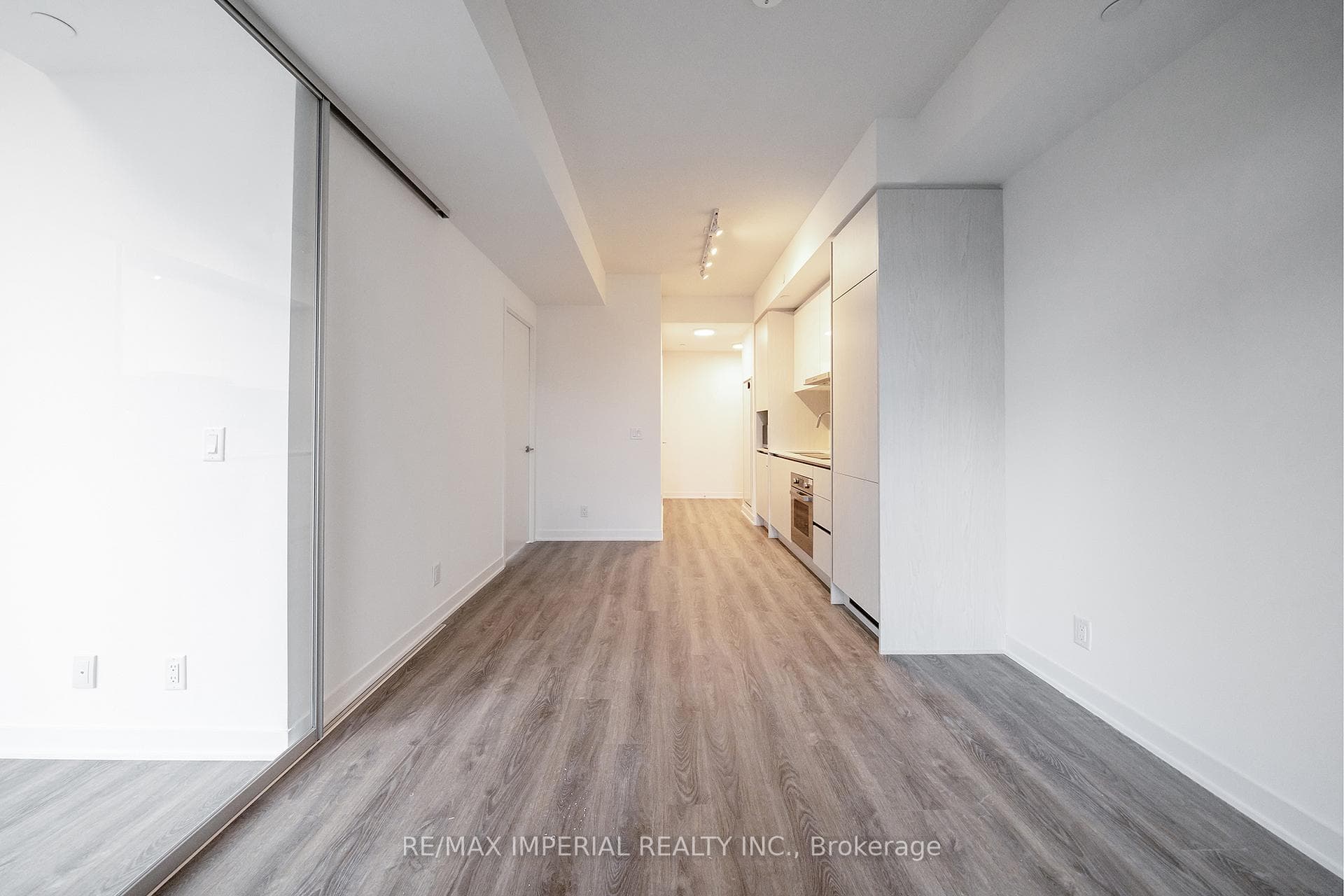 180 Front Street Unit 1603 photo 12