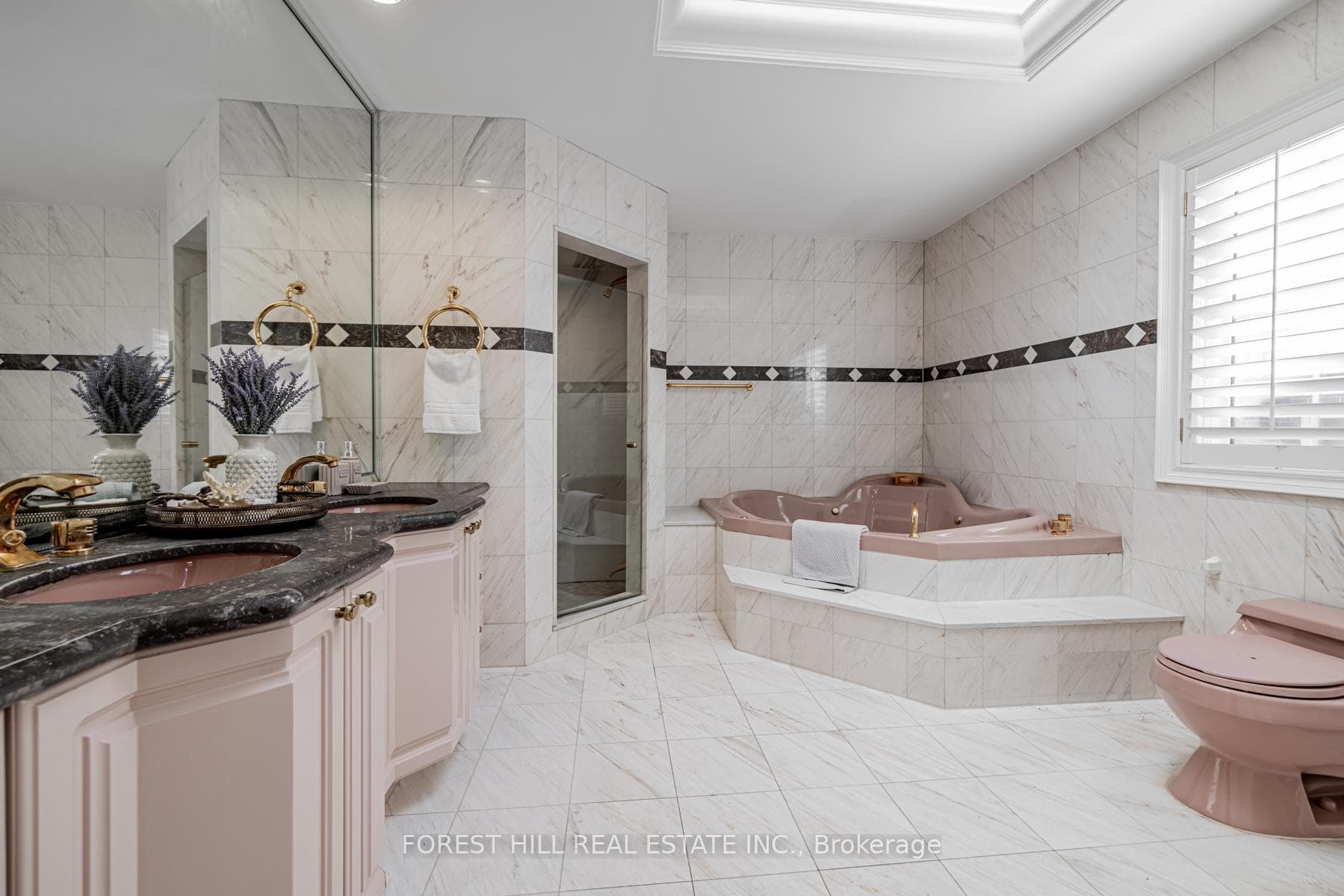 128 Yorkminster Road photo 26