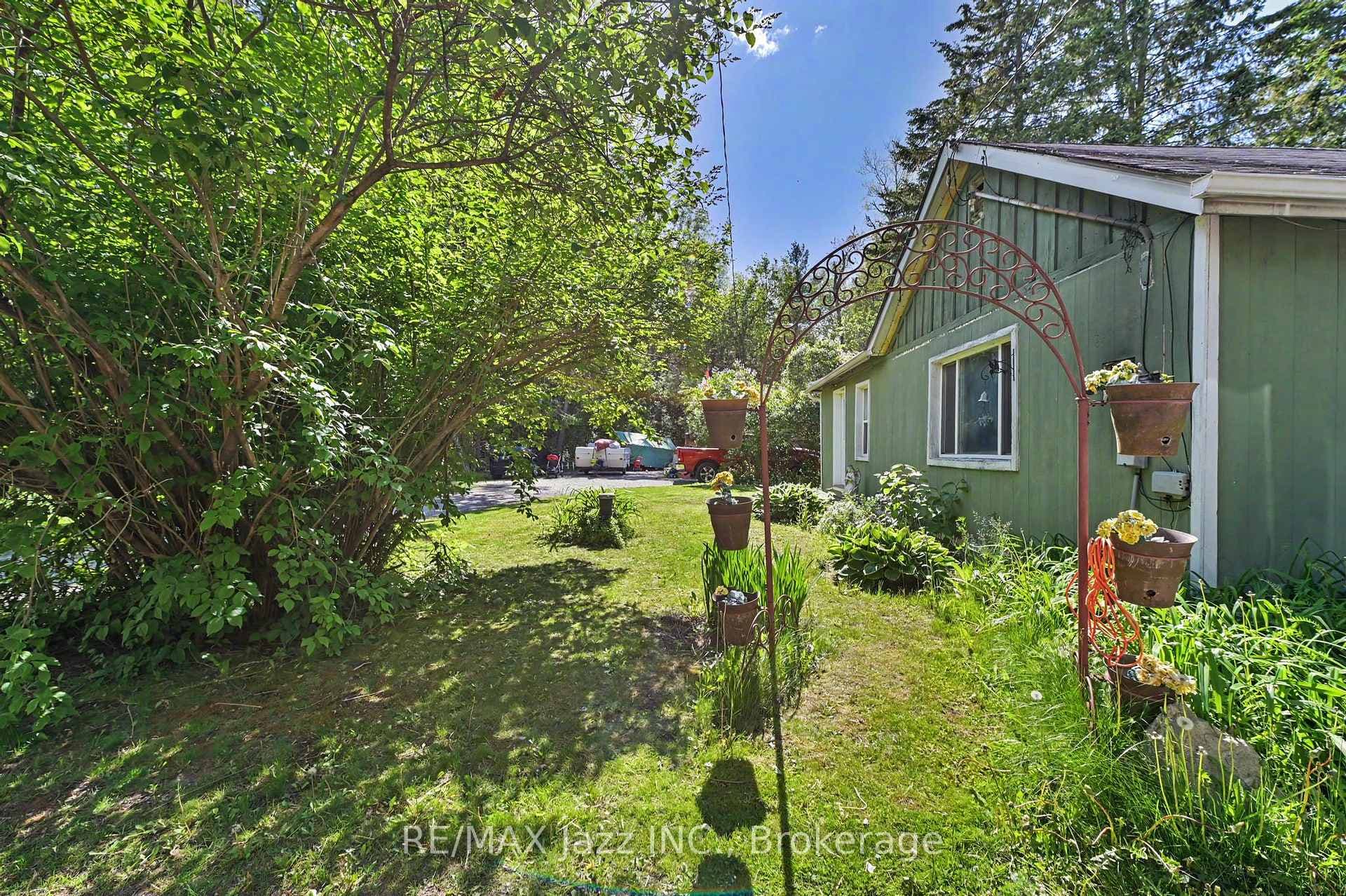 4 Hubbard Street photo 17