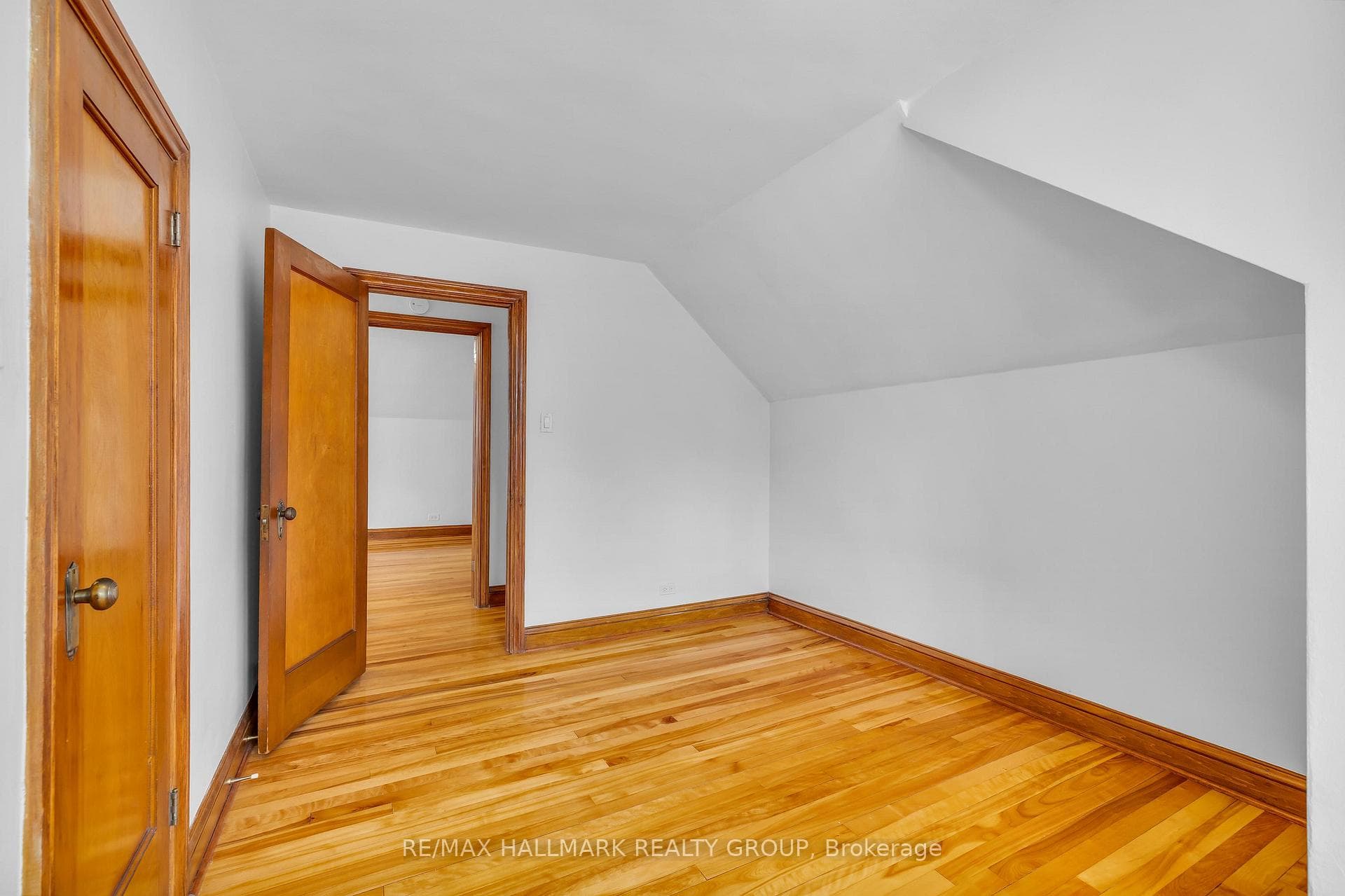 150 Ruskin Street photo 23