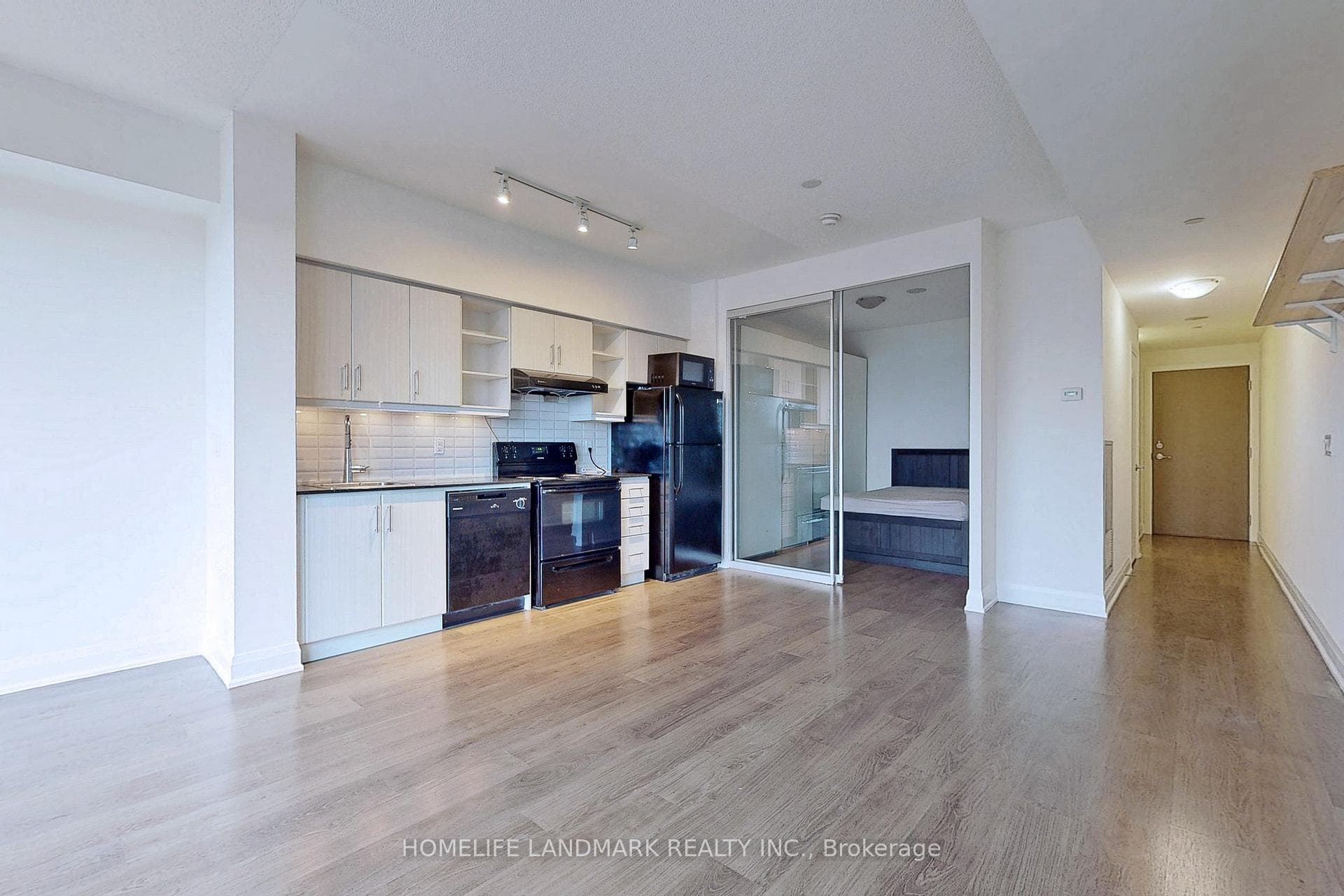 160 Vanderhoof Avenue Unit 316 photo 10