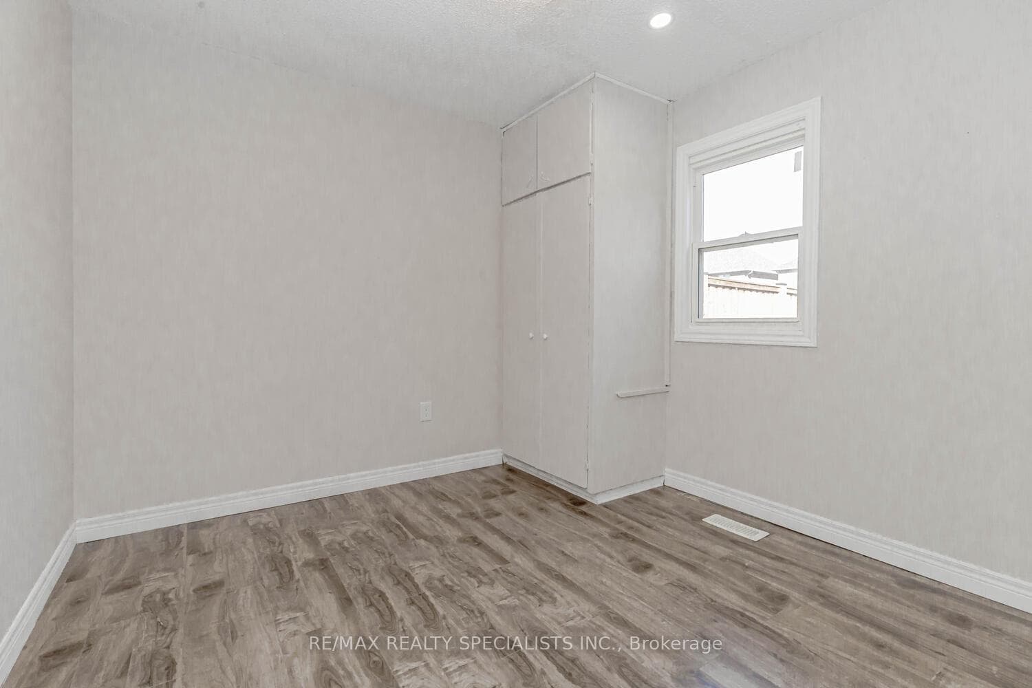 206 Green Road photo 28