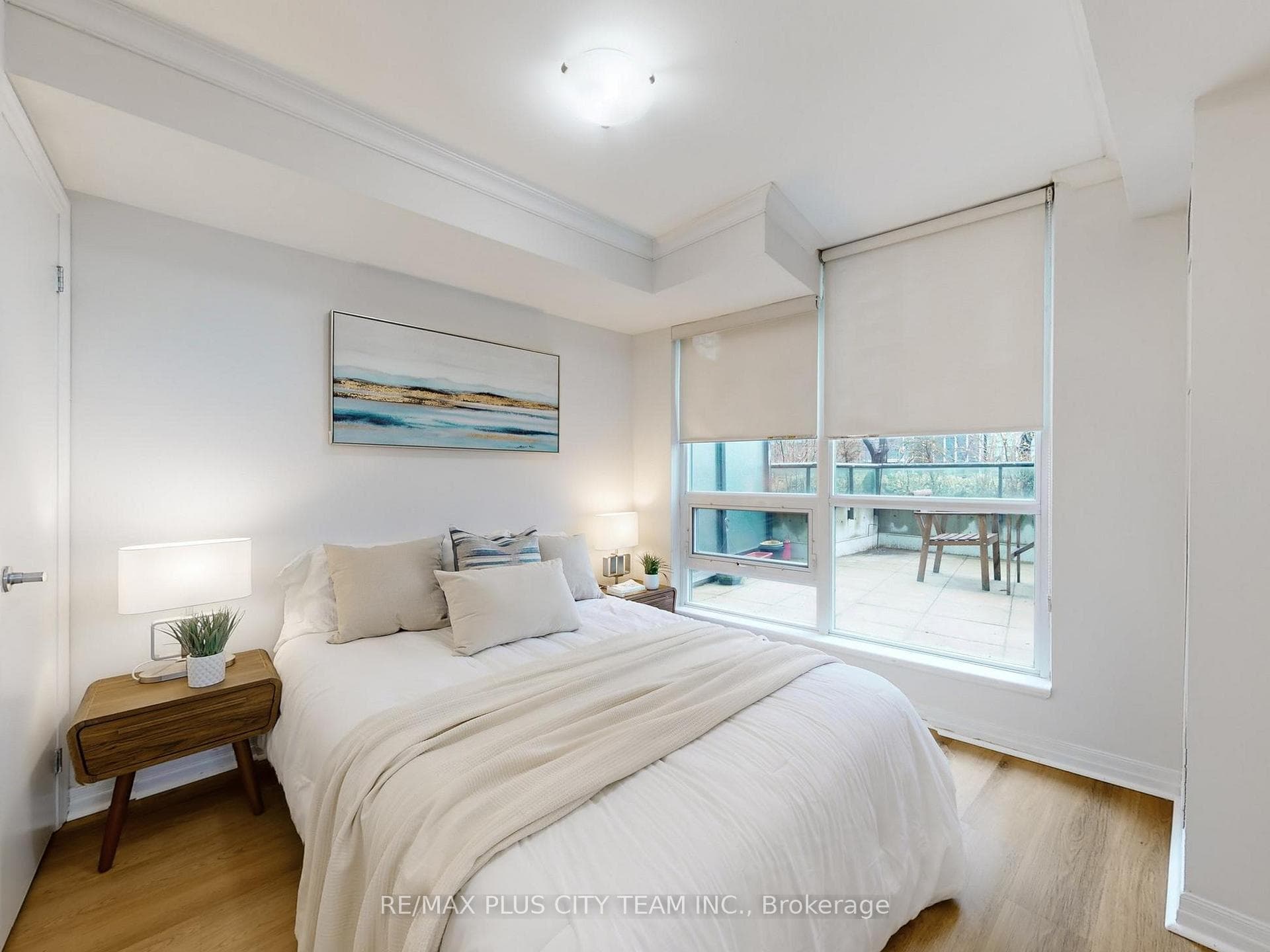 16 Yonge Street Unit 502 photo 22