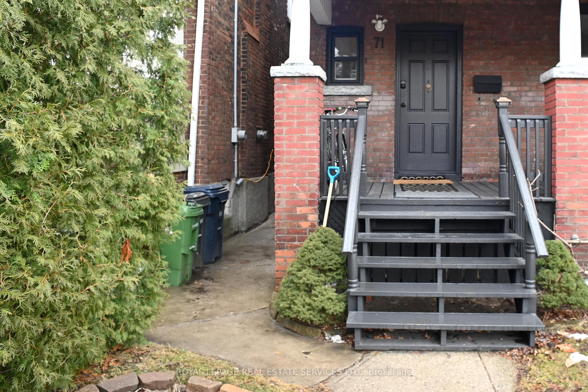 71 Vernon Street Unit Basement photo 2