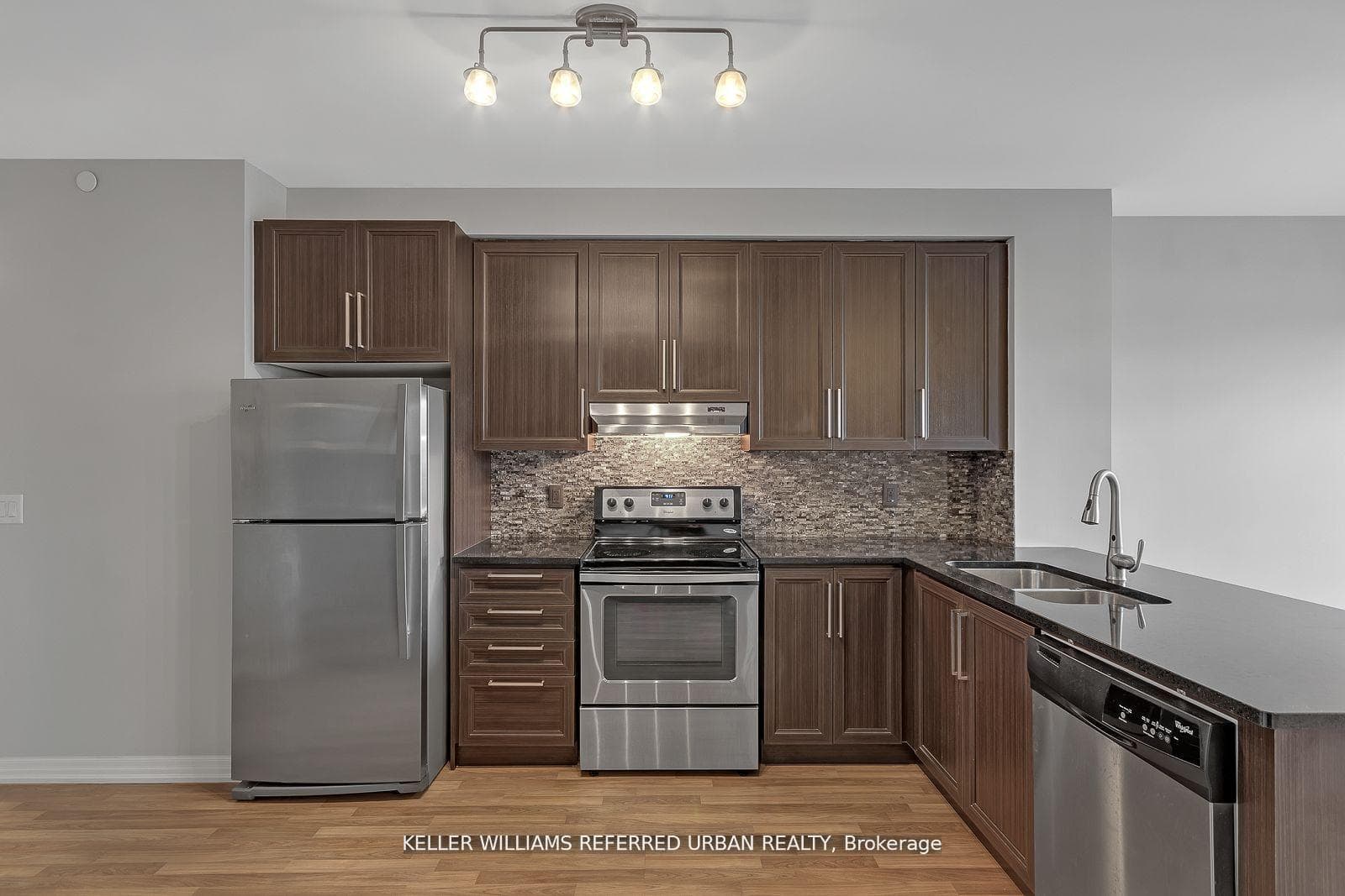 3563 Lake Shore Boulevard Unit 203 photo 5