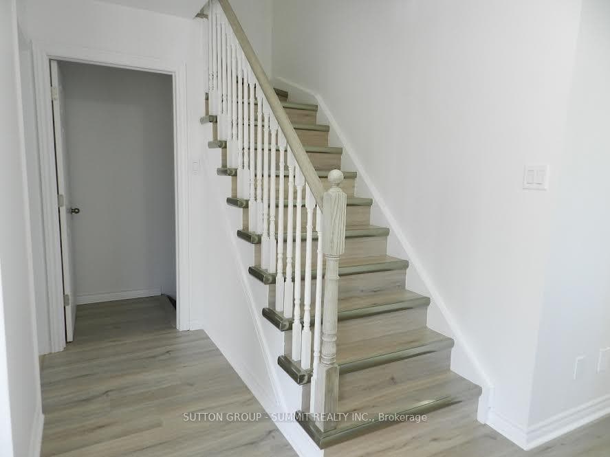 5305 GLEN ERIN Drive Unit 57B photo 11