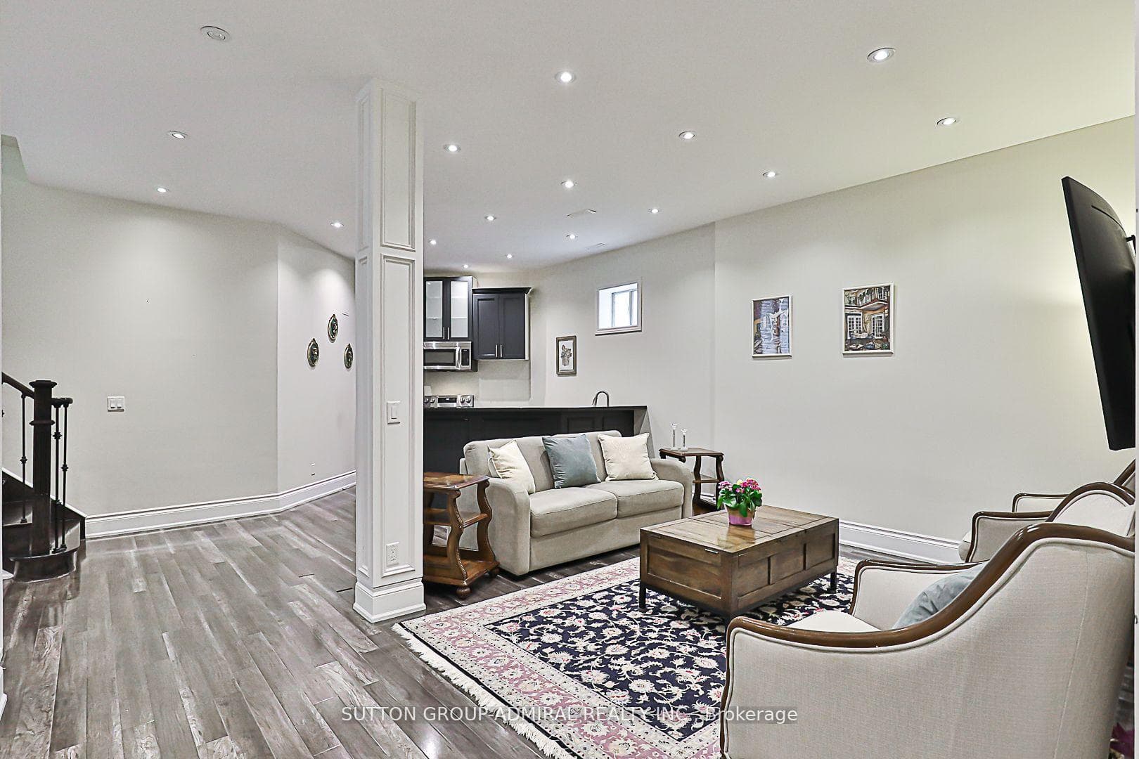 142 Larratt Lane photo 24