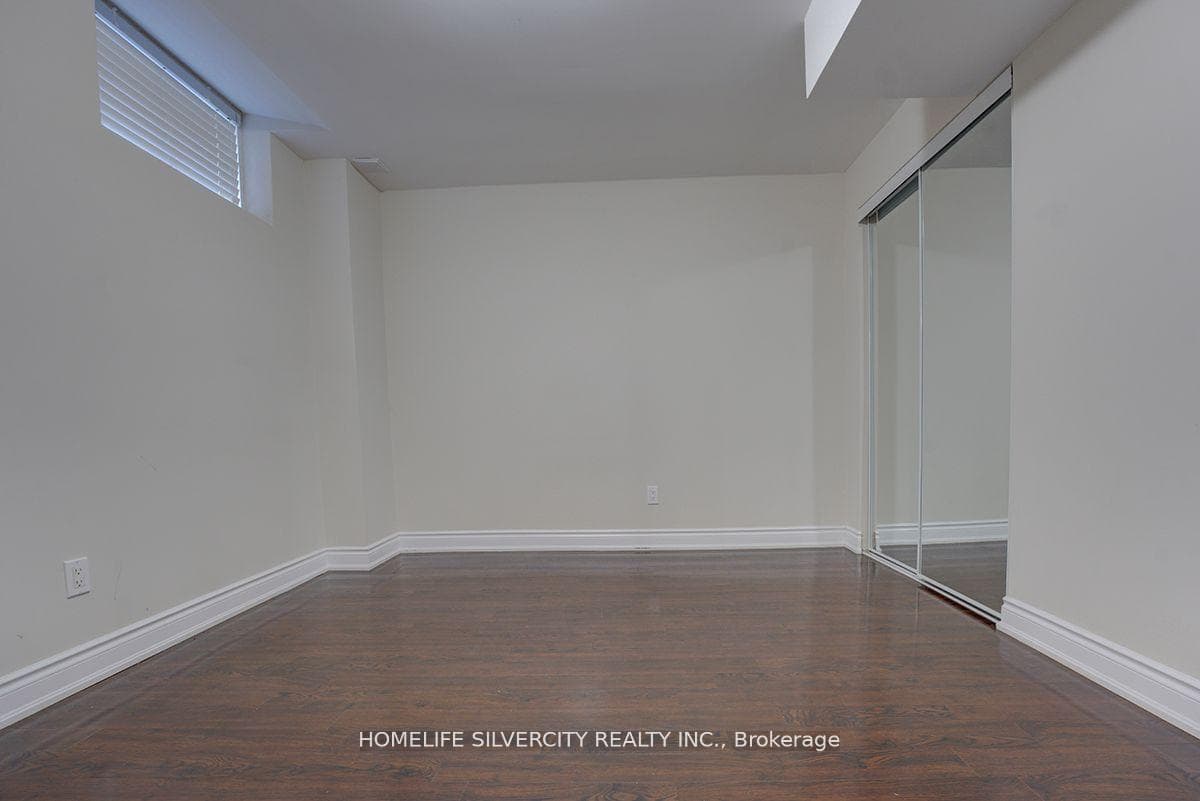 55 Cobblehill Crescent Unit BSMT photo 11