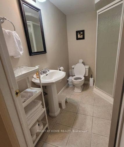 5 Shannon Street Unit Lower photo 8