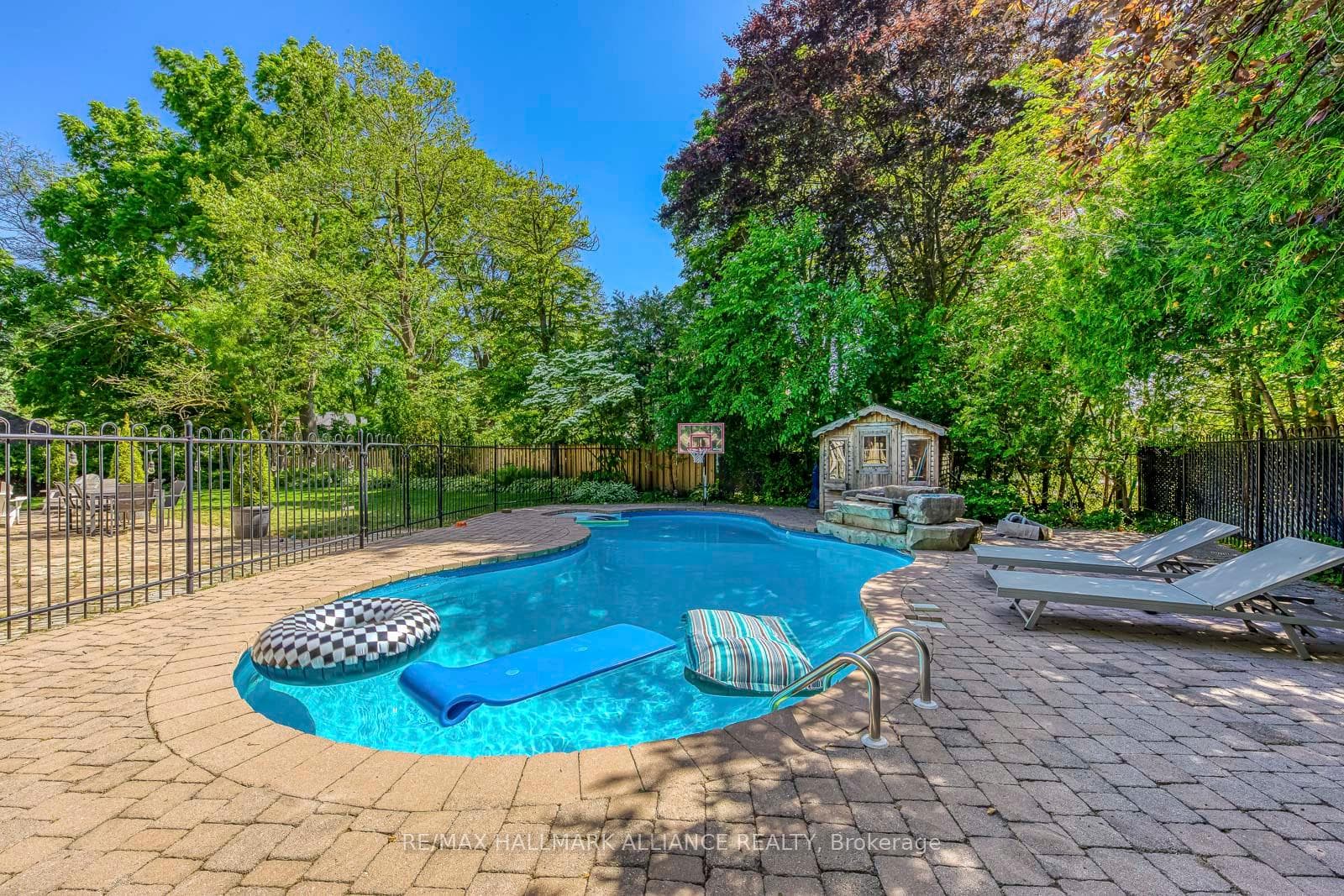 292 Morrison Road photo 44