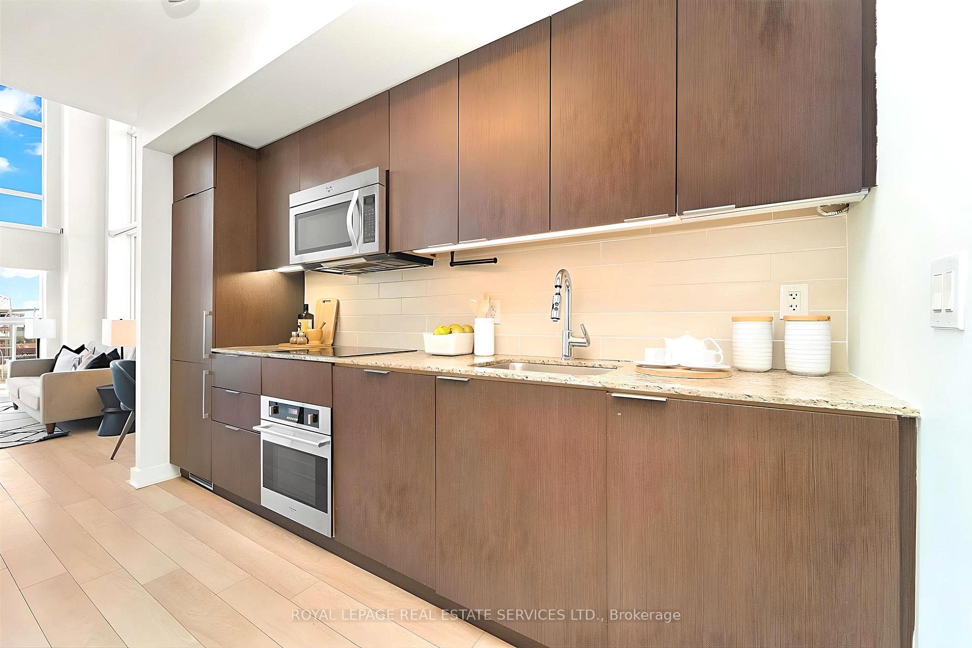 5 Hanna Avenue Unit 610 photo 5