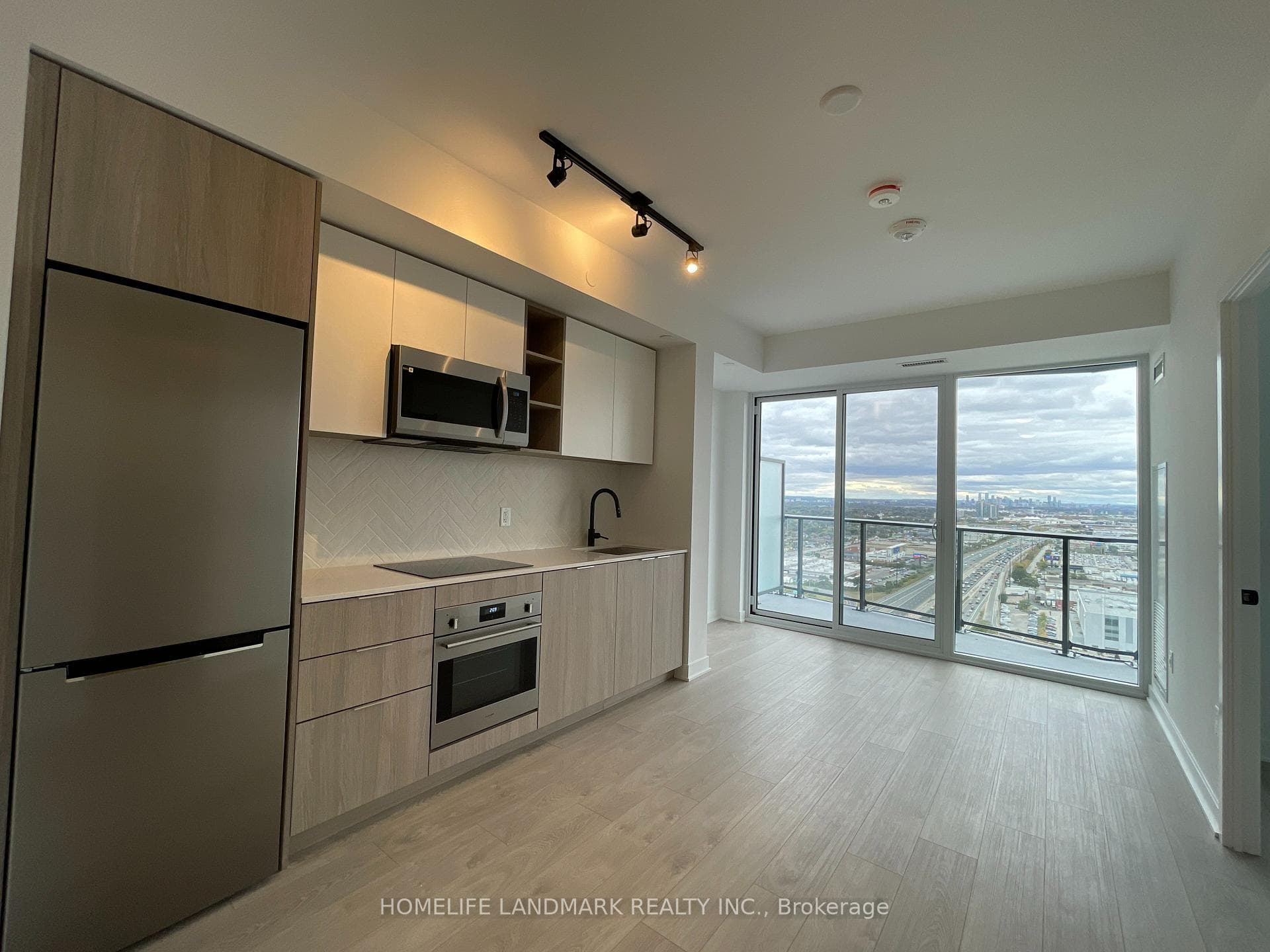 36 Zorra Street Unit 2802 photo 1