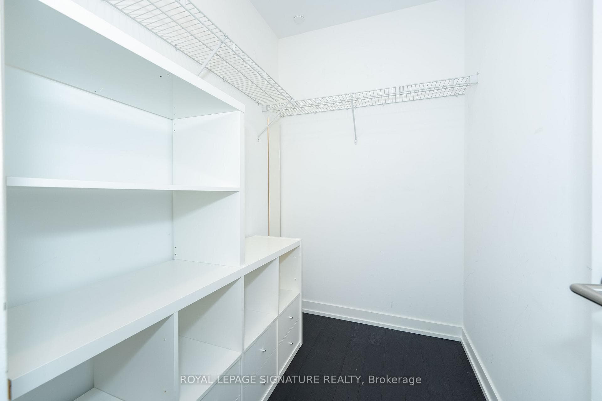 185 Roehampton Avenue Unit PH06 photo 27