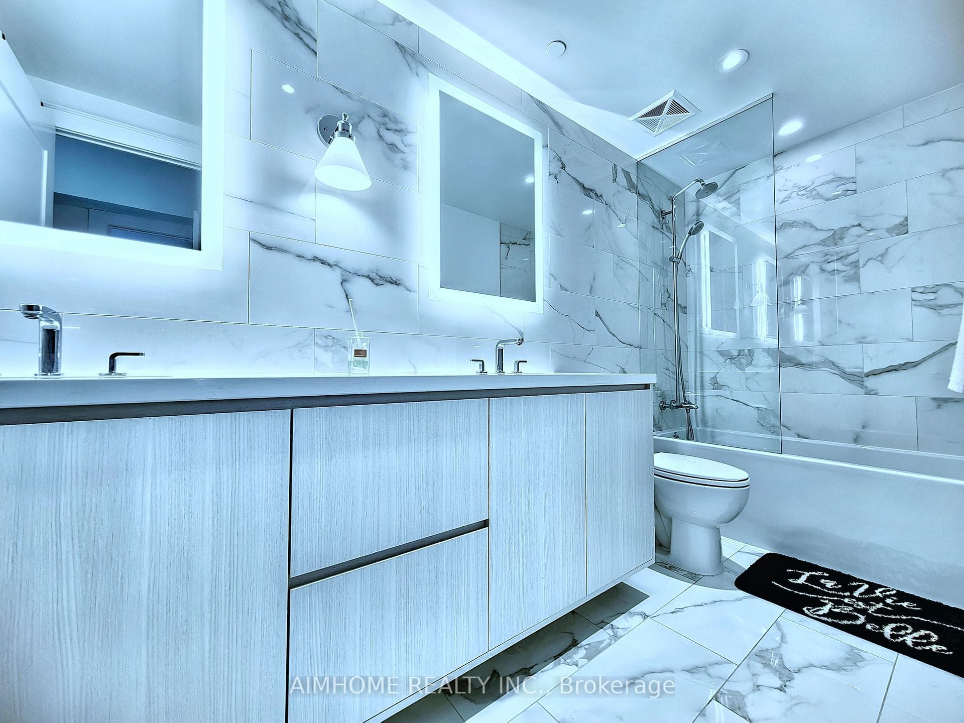 118 Merchants' Wharf N/A Unit 202 photo 10