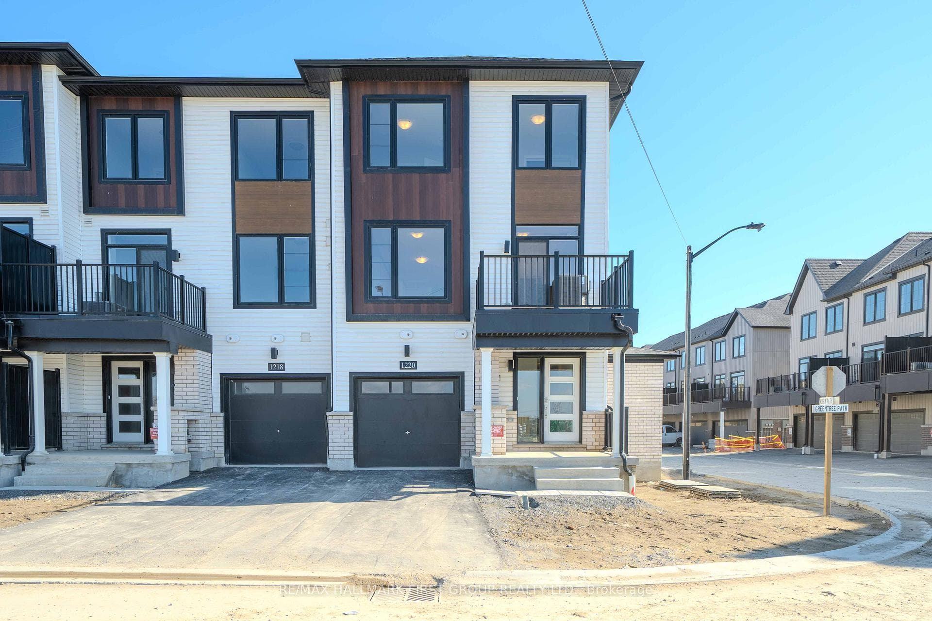 1220 Greentree Path photo 1