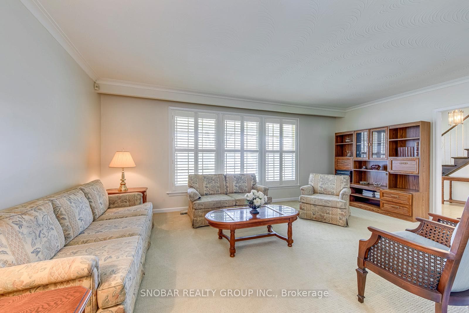 2 Hartsdale Drive photo 4