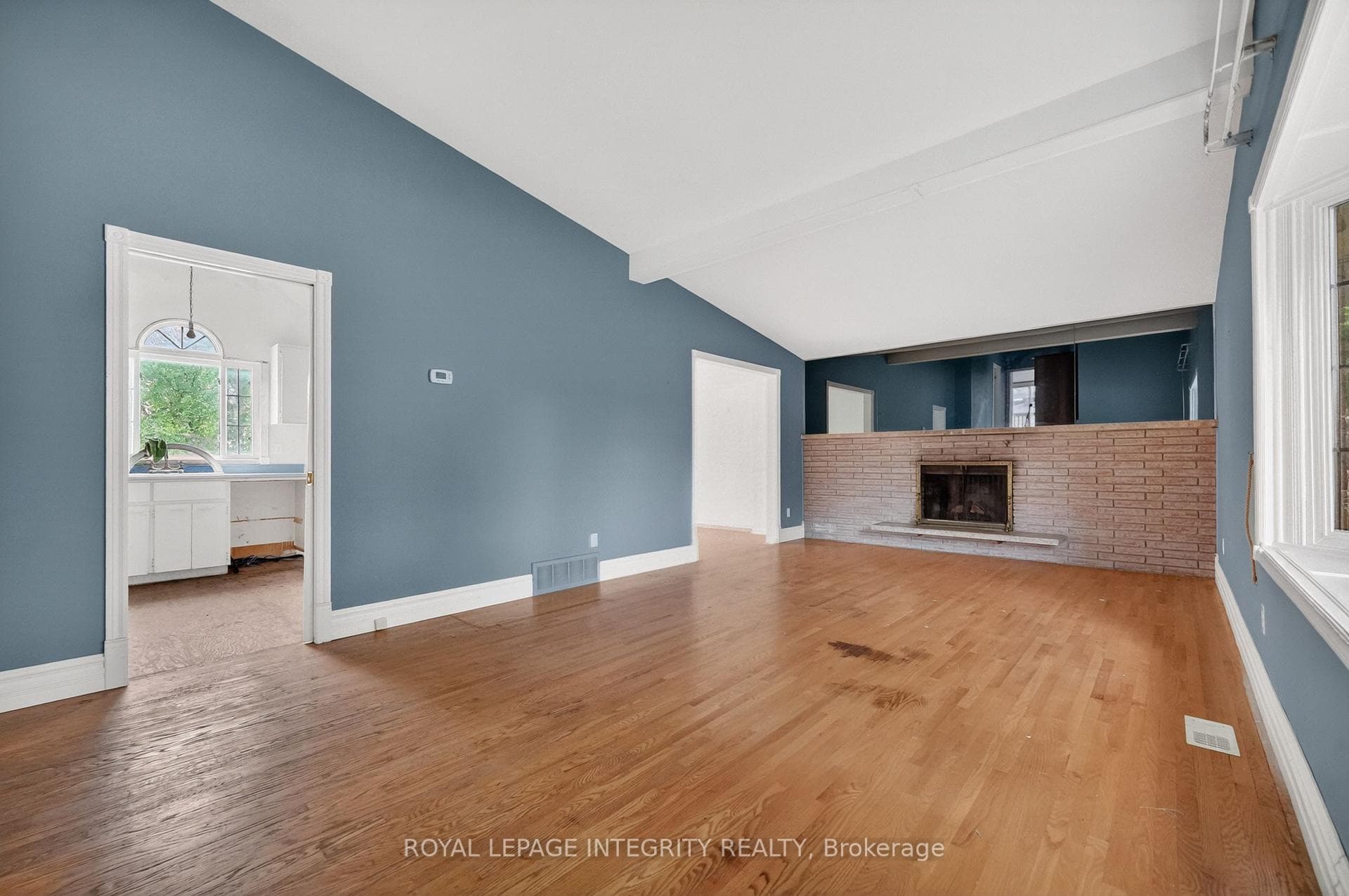 46 St Remy Drive photo 16