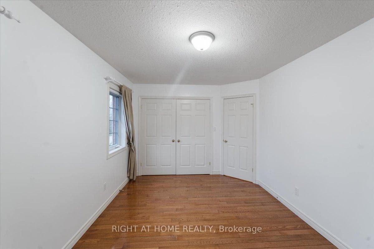 76 Kortright Road photo 20