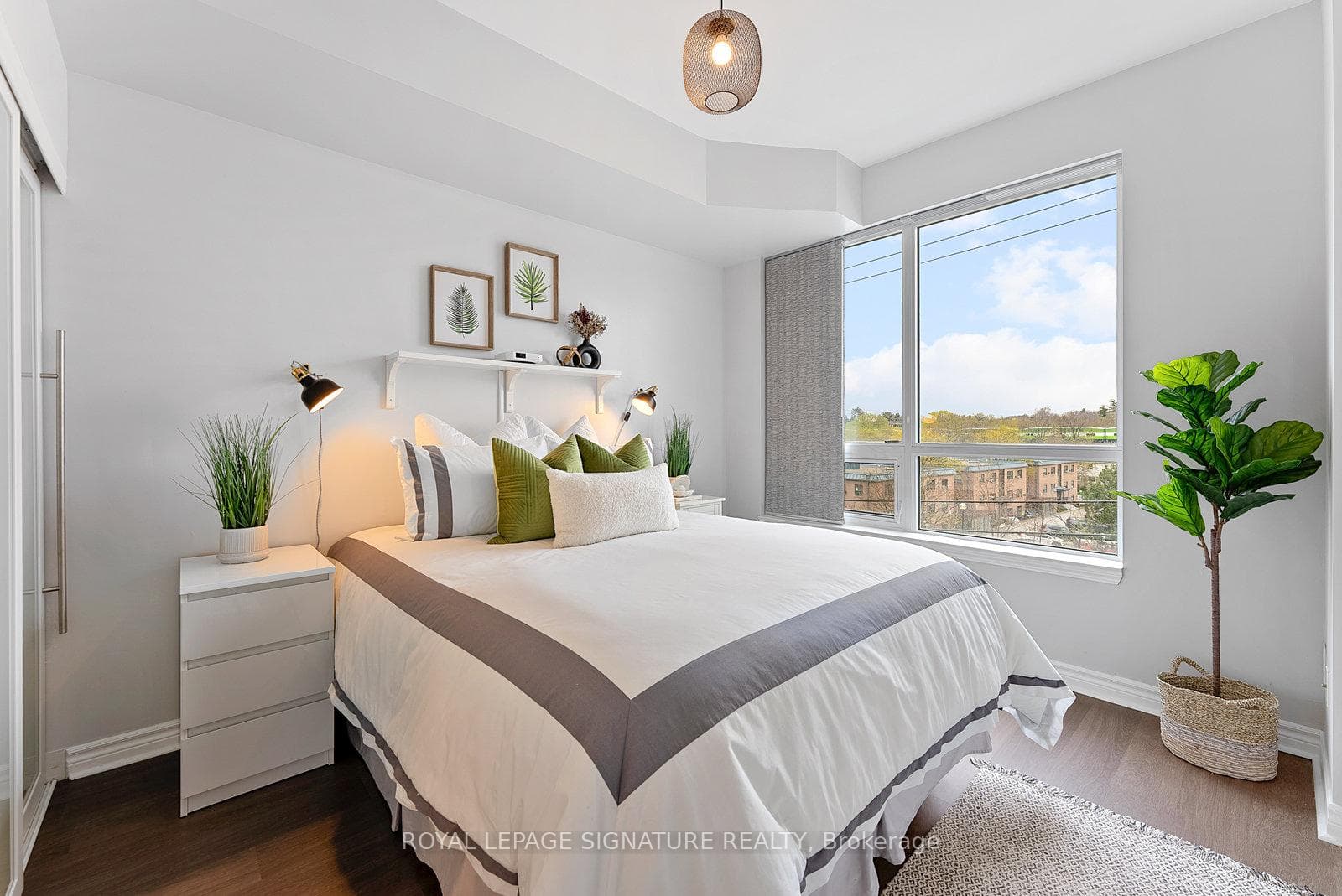3865 Lake Shore Boulevard Unit 314 photo 15