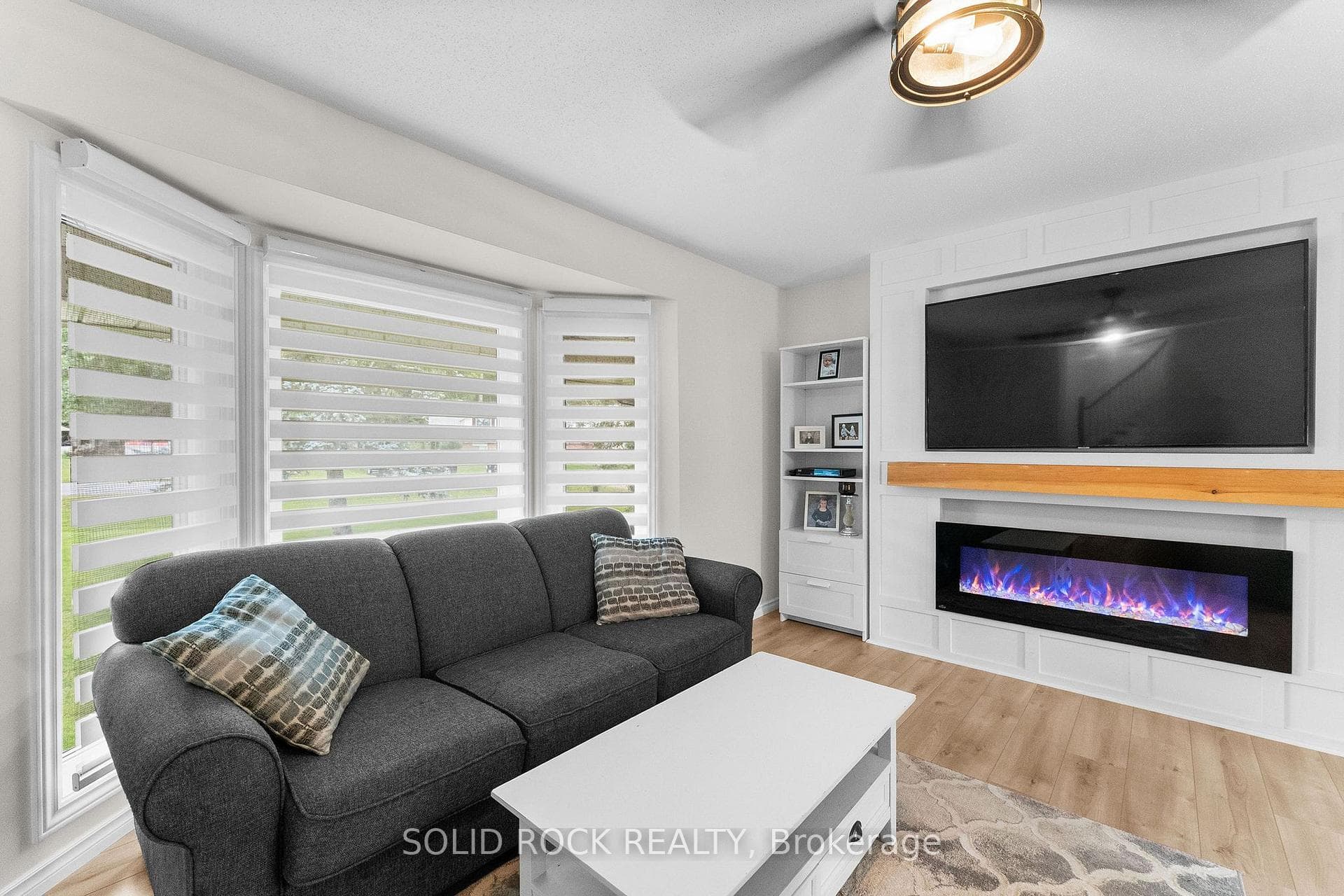 708 Mckenzie Avenue photo 12