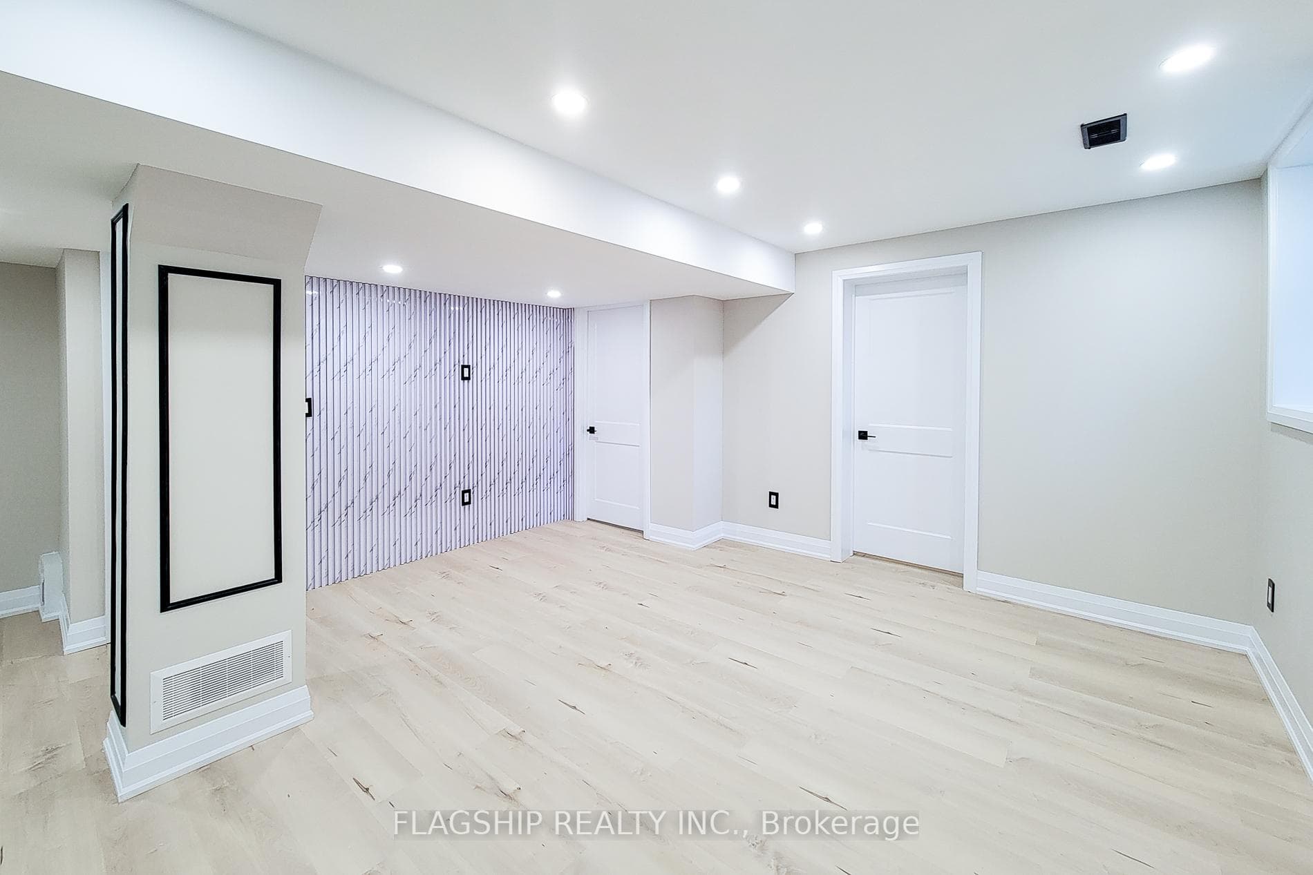 292 Glenholme Avenue photo 38