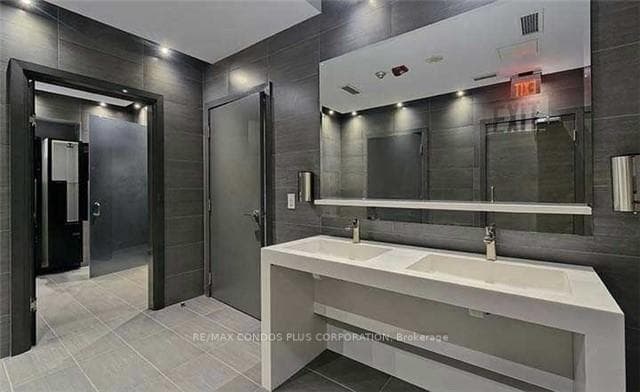 65 St Mary Street Unit 3908 photo 11