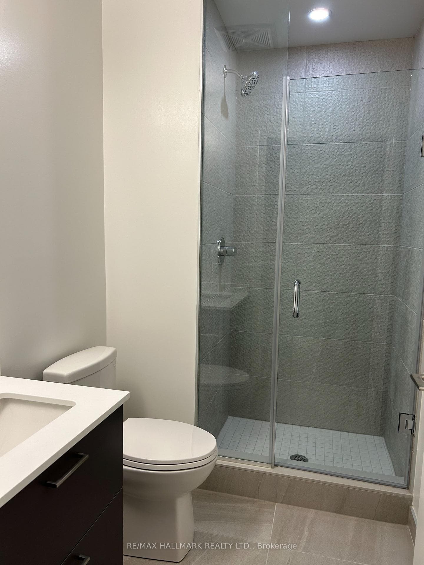 50 Upper Mall Way Unit 805 B photo 12