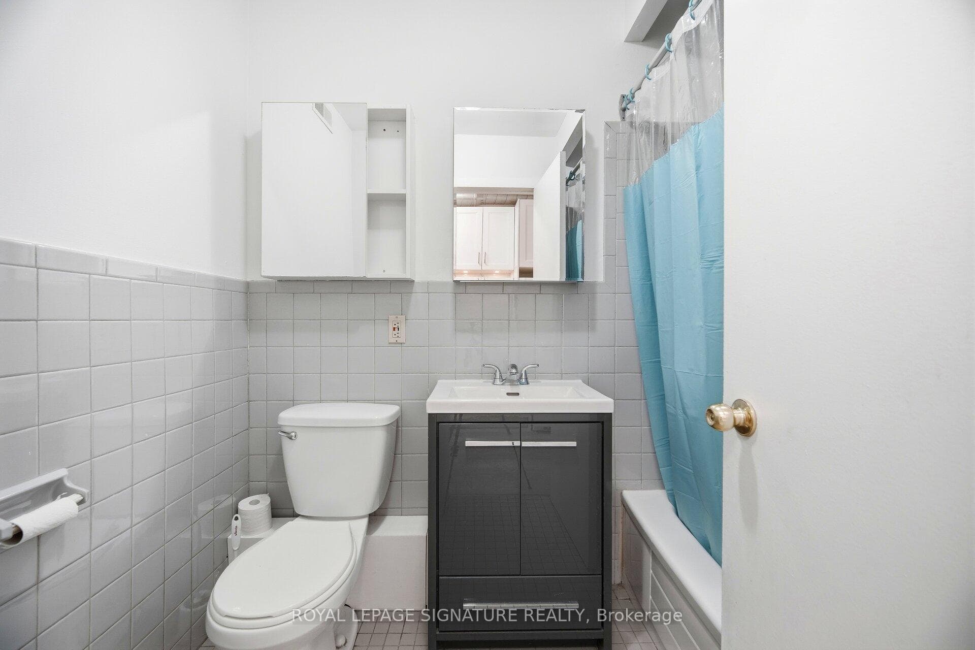46 Armstrong Avenue Unit 2 photo 22