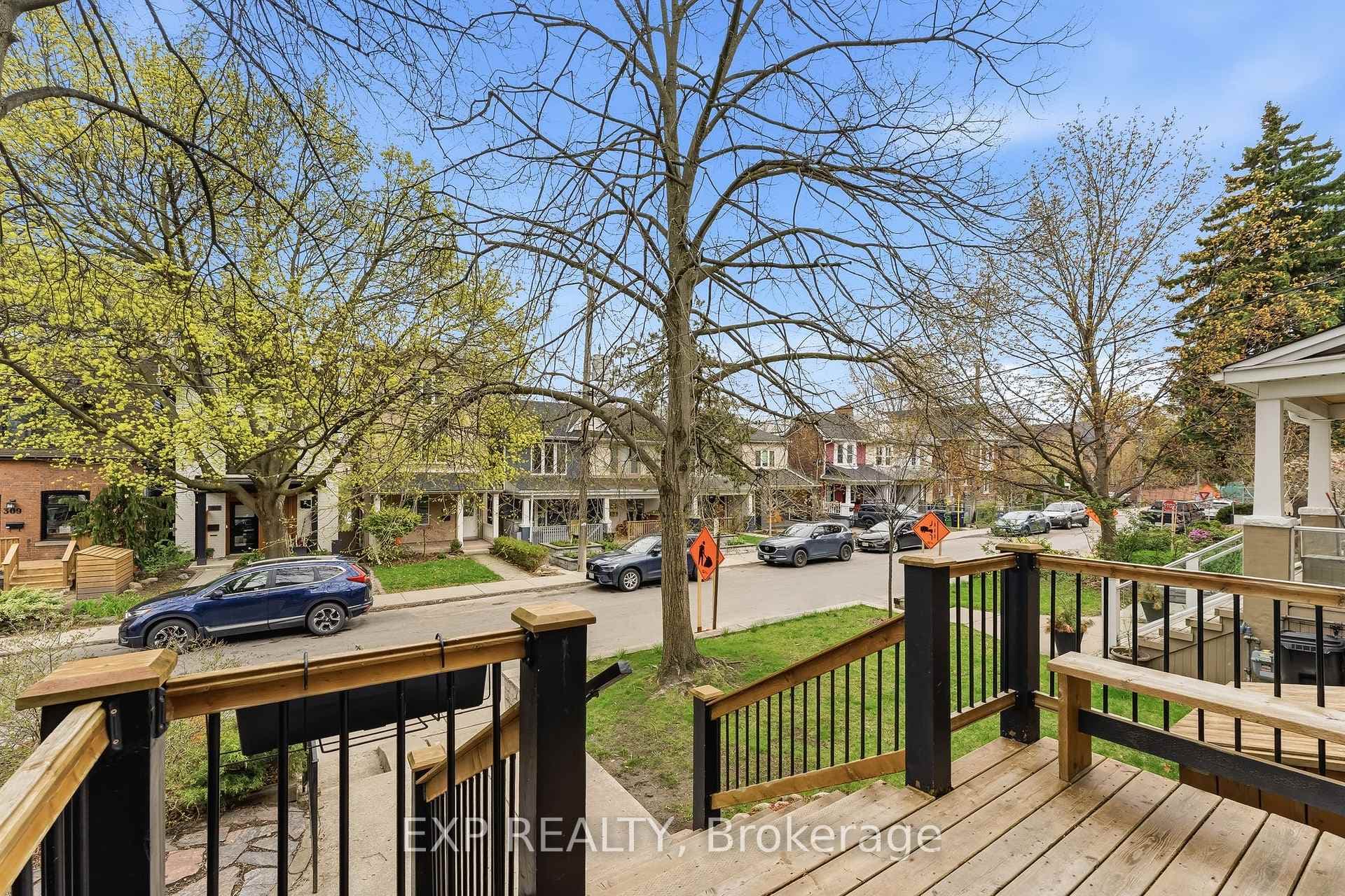302 Bain Avenue photo 7