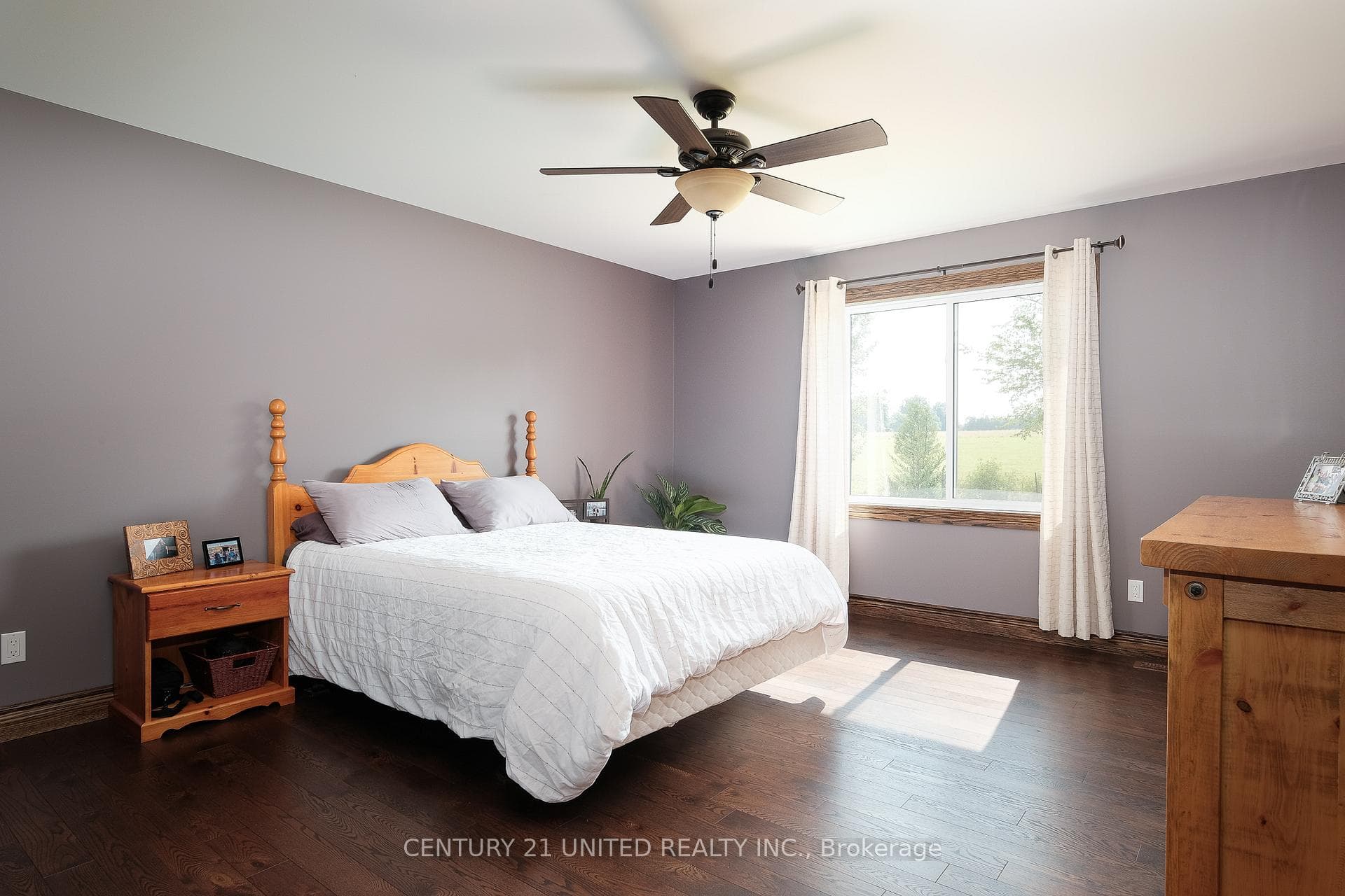 1188 Connaught Drive photo 13