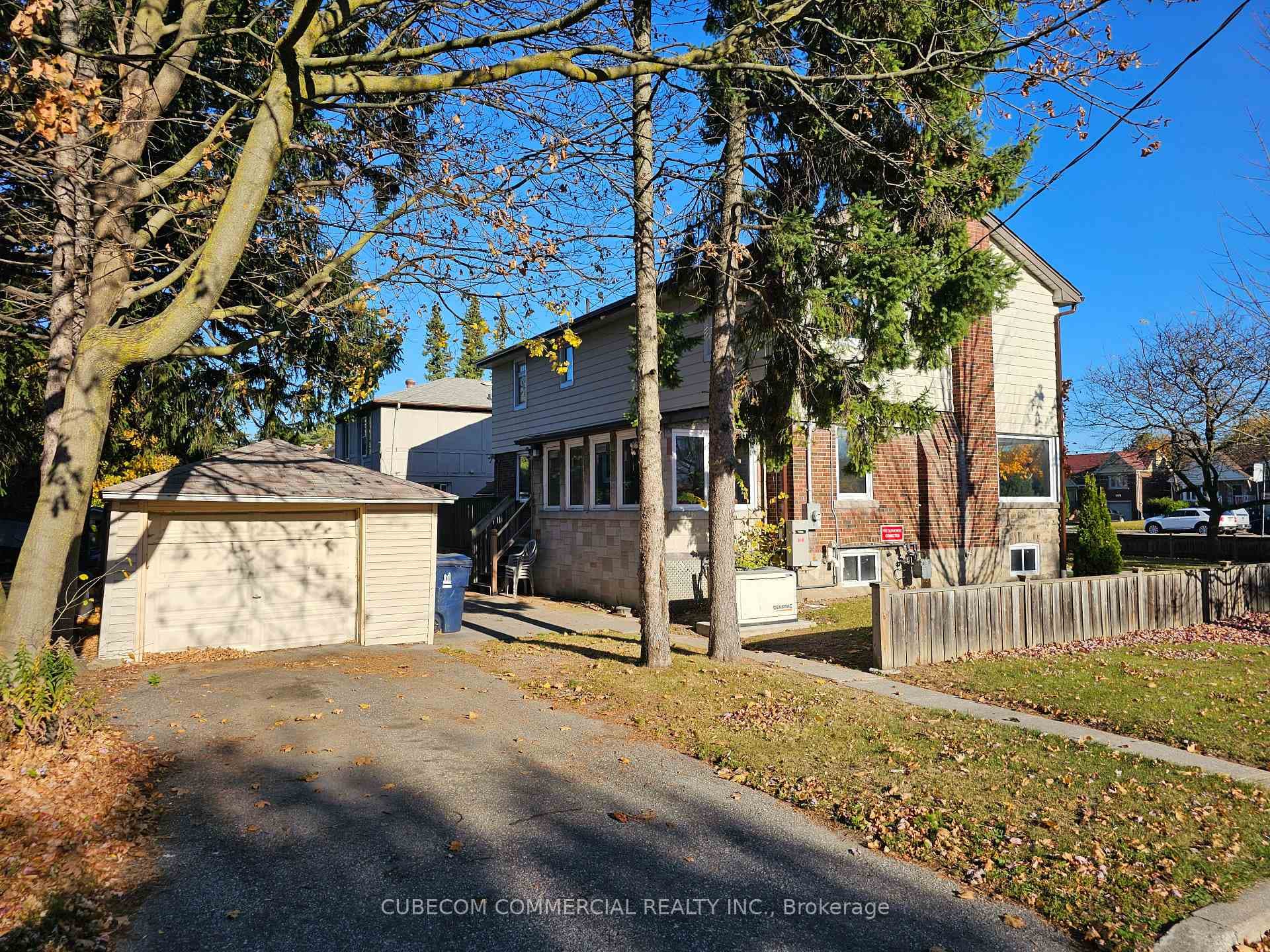 2948 Kingston Road photo 5