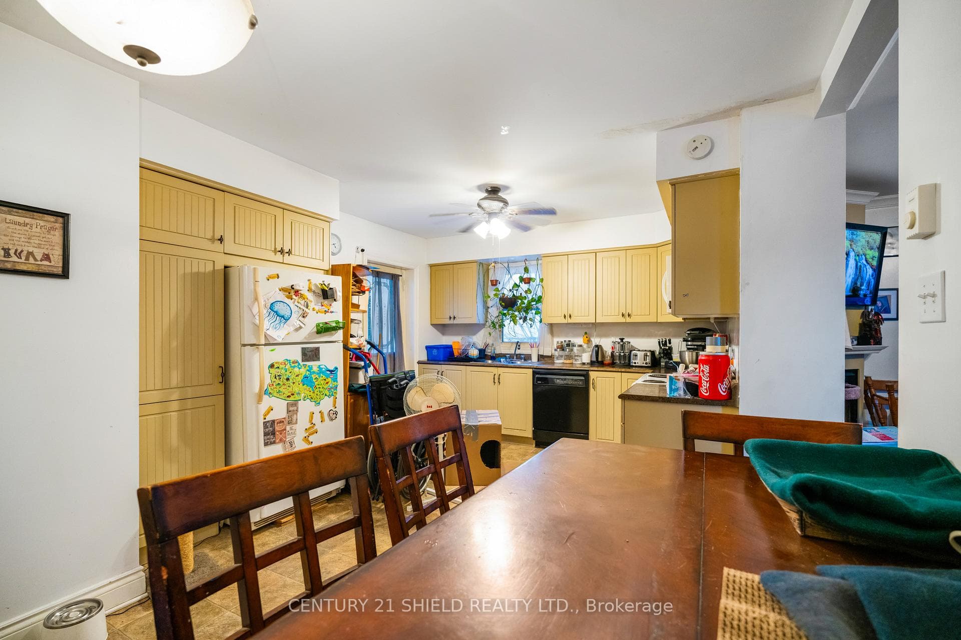 37 Timothy Avenue photo 20