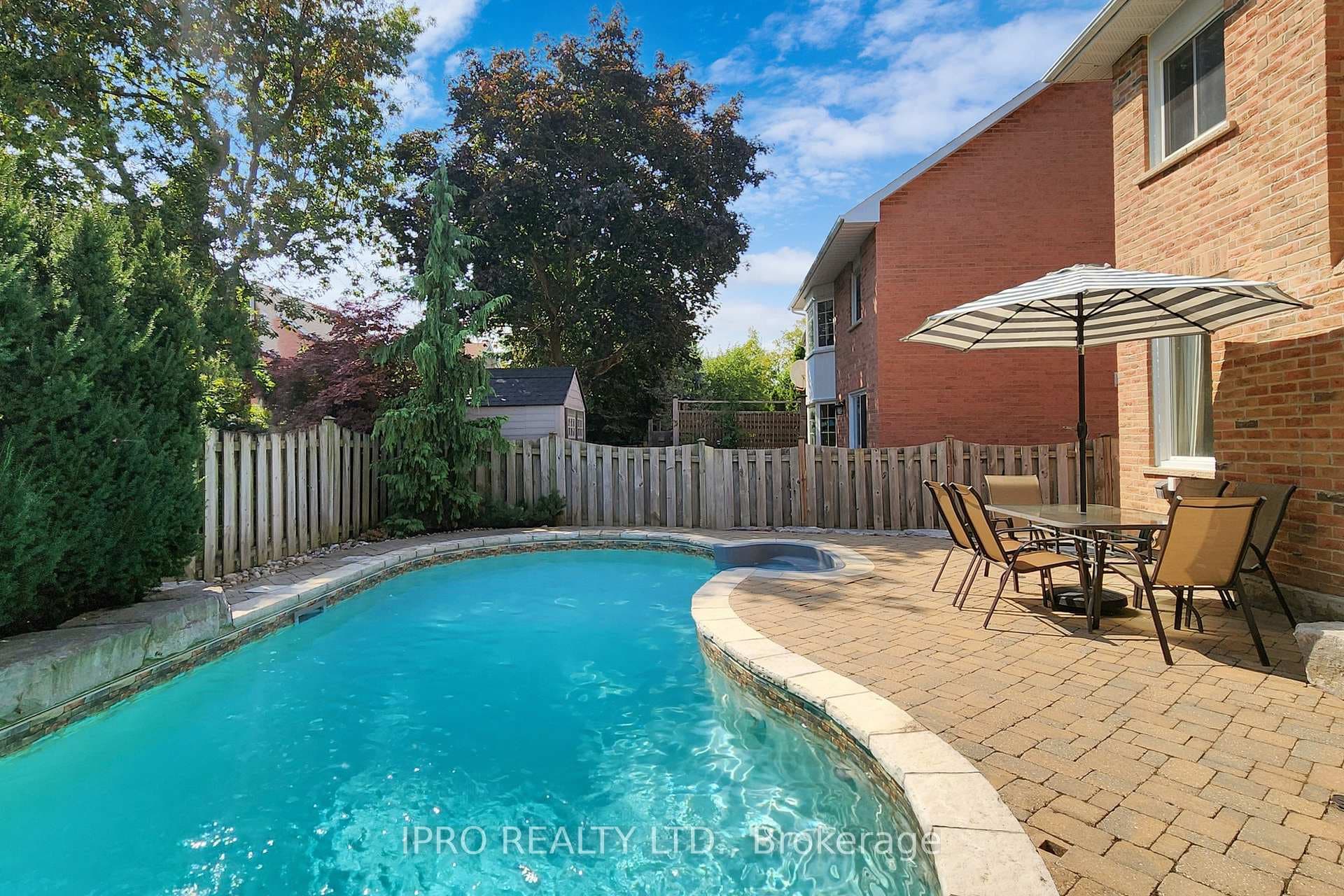 82 Dalecroft Circle photo 38