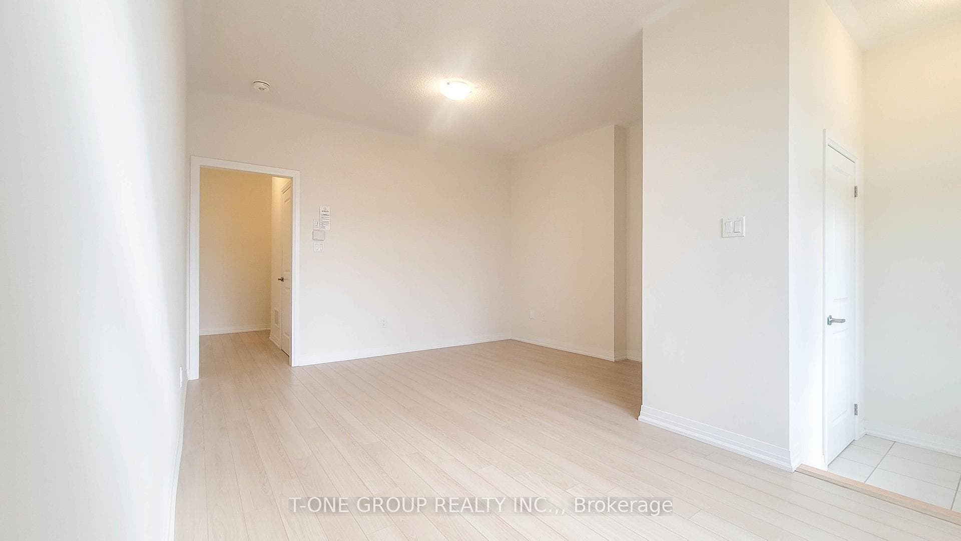 28 Stoeber Lane photo 8