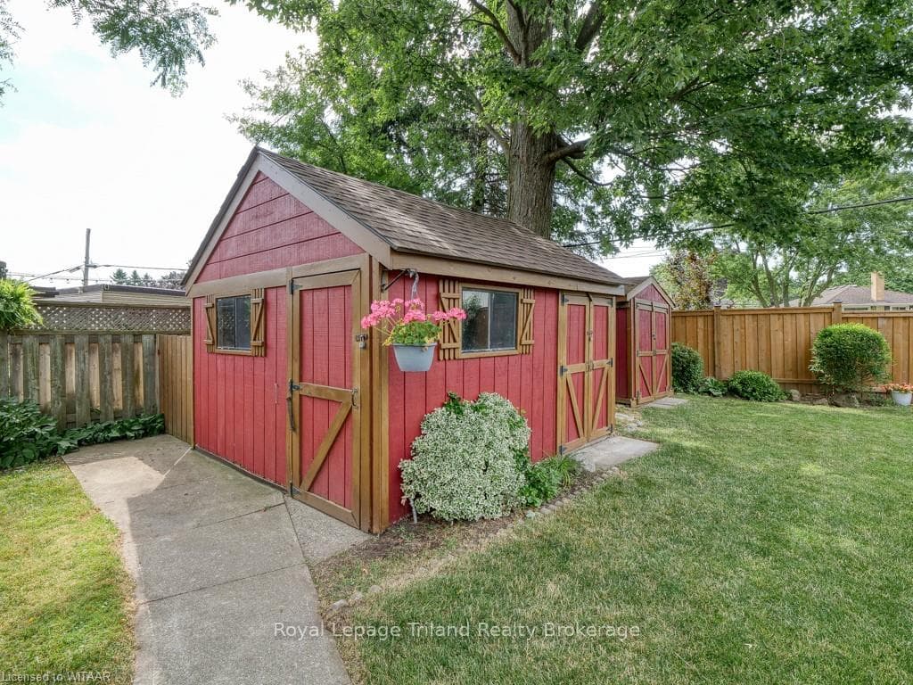 980 SLOANE Street photo 39
